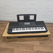 Yamaha PSR-SX700 Keyboard; Serial No: BCAP01011 | Second Hand