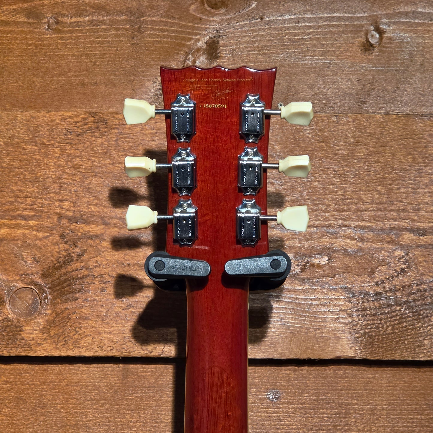 Vintage V100AFD Reissued; Flamed Amber: Serial No: 15070591 | Second Hand