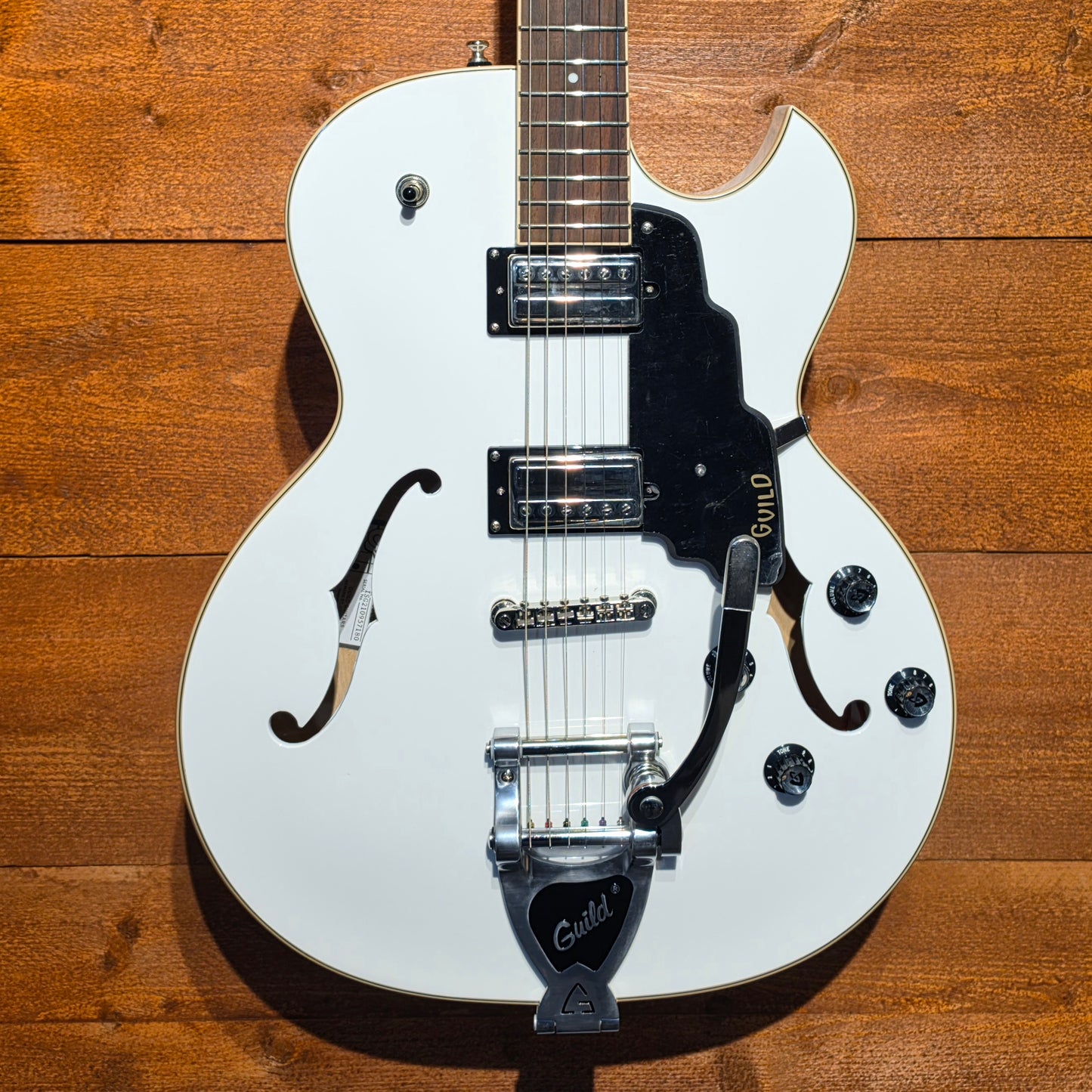 Guild Starfire Electric Guitar; Snowcrest White: Serial No: ISG210957180 | Second Hand