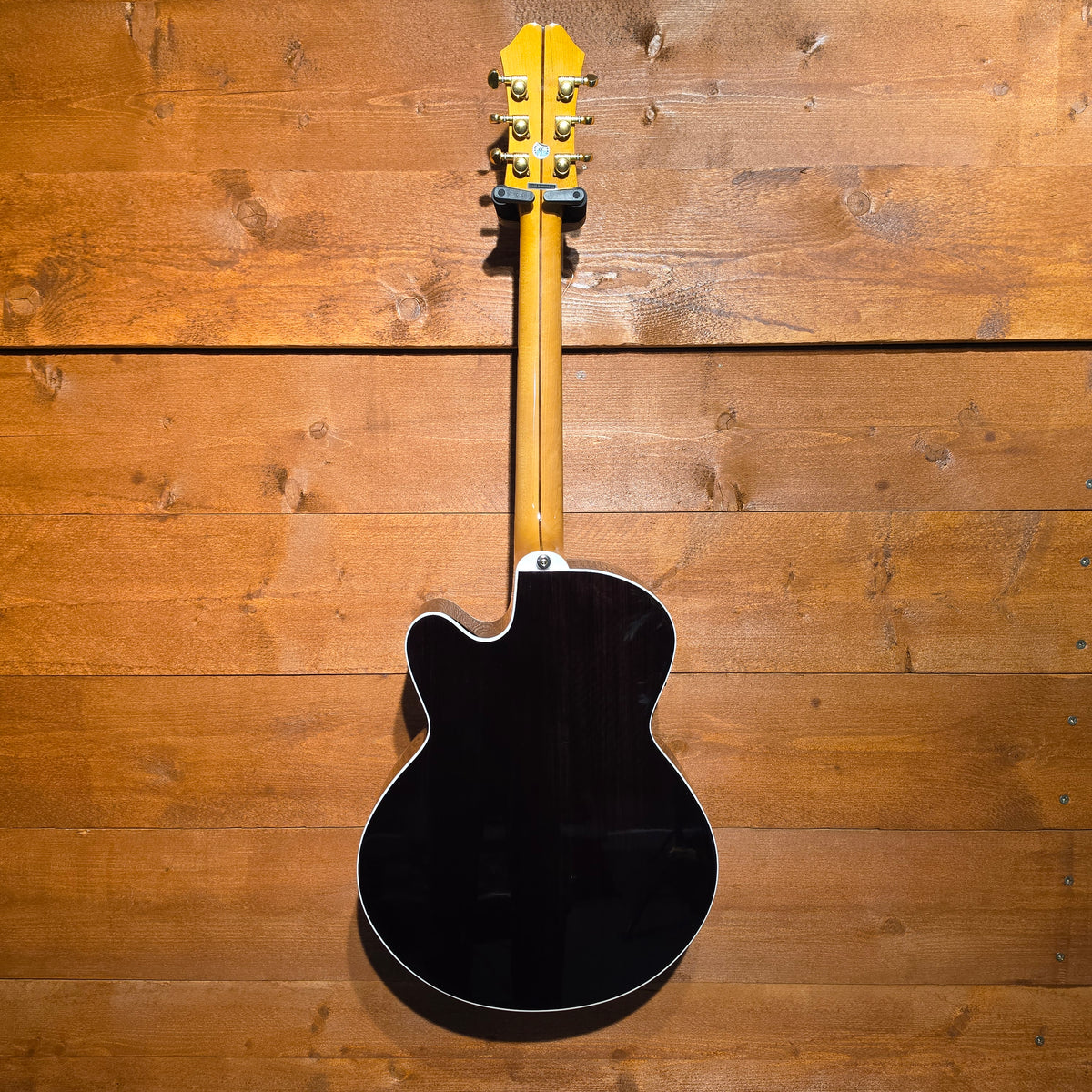 Epiphone J-200 EC Studio Parlour; Vintage Natural: Serial No: 22042303216 | Second Hand