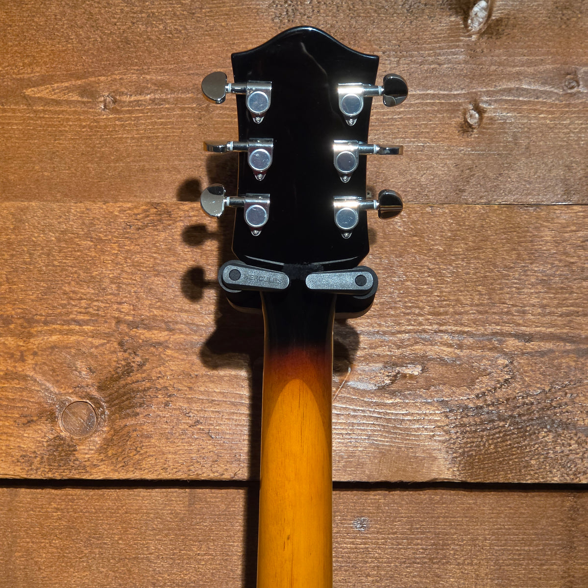 Gretsch G2420 Streamliner; Aged Brooklyn Burst: Serial No: IS210726609 | Second Hand