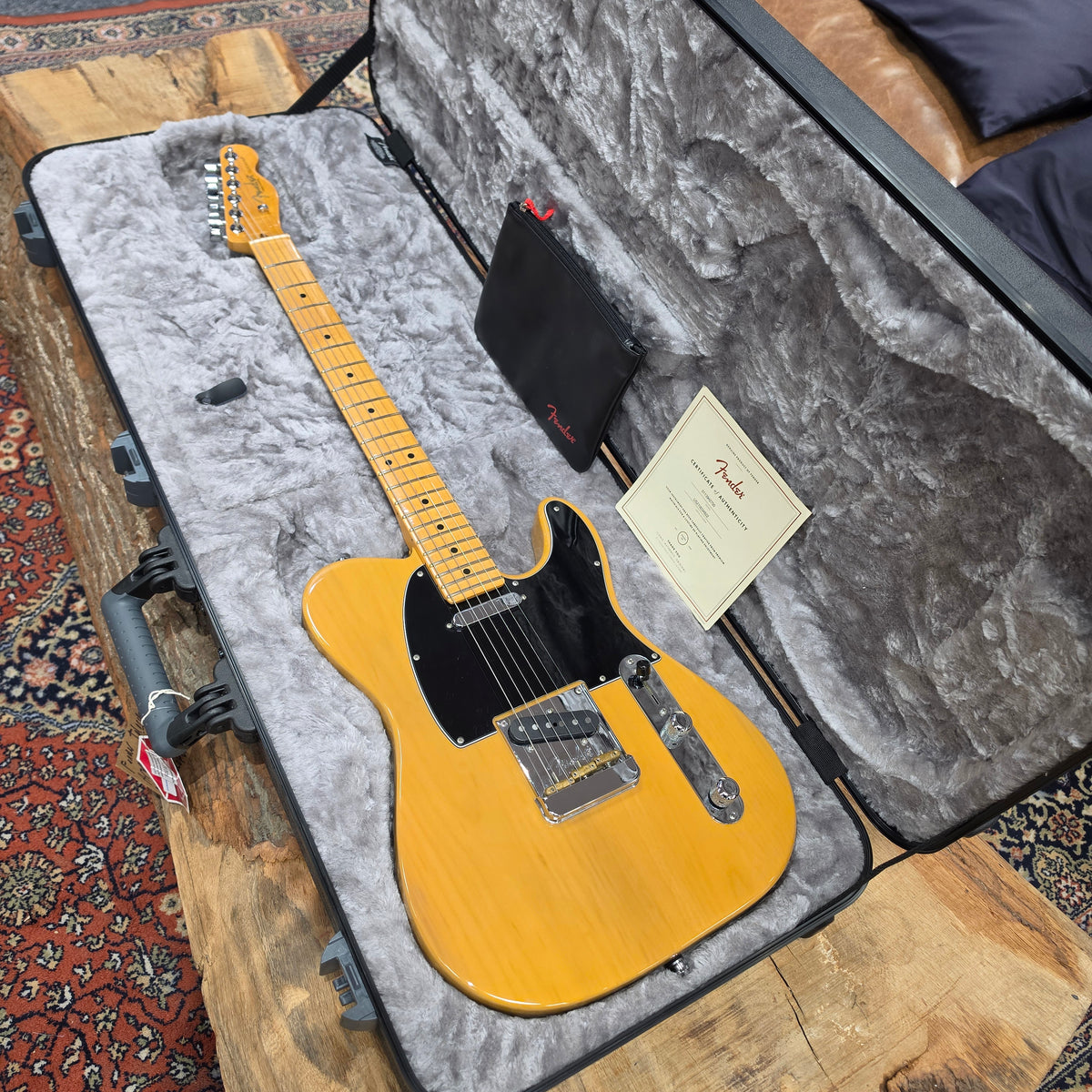 Fender American Professional II Telecaster; Butterscotch Blonde: Serial No: US210034822 | Second Hand