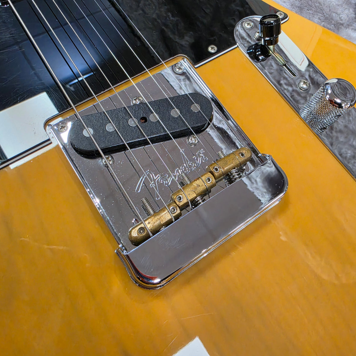 Fender American Professional II Telecaster; Butterscotch Blonde: Serial No: US210034822 | Second Hand