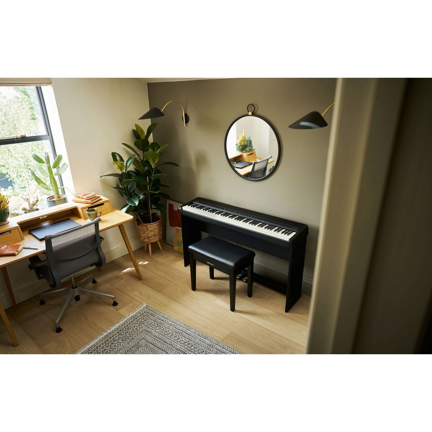Roland FP40 Black Digital Piano Home Package