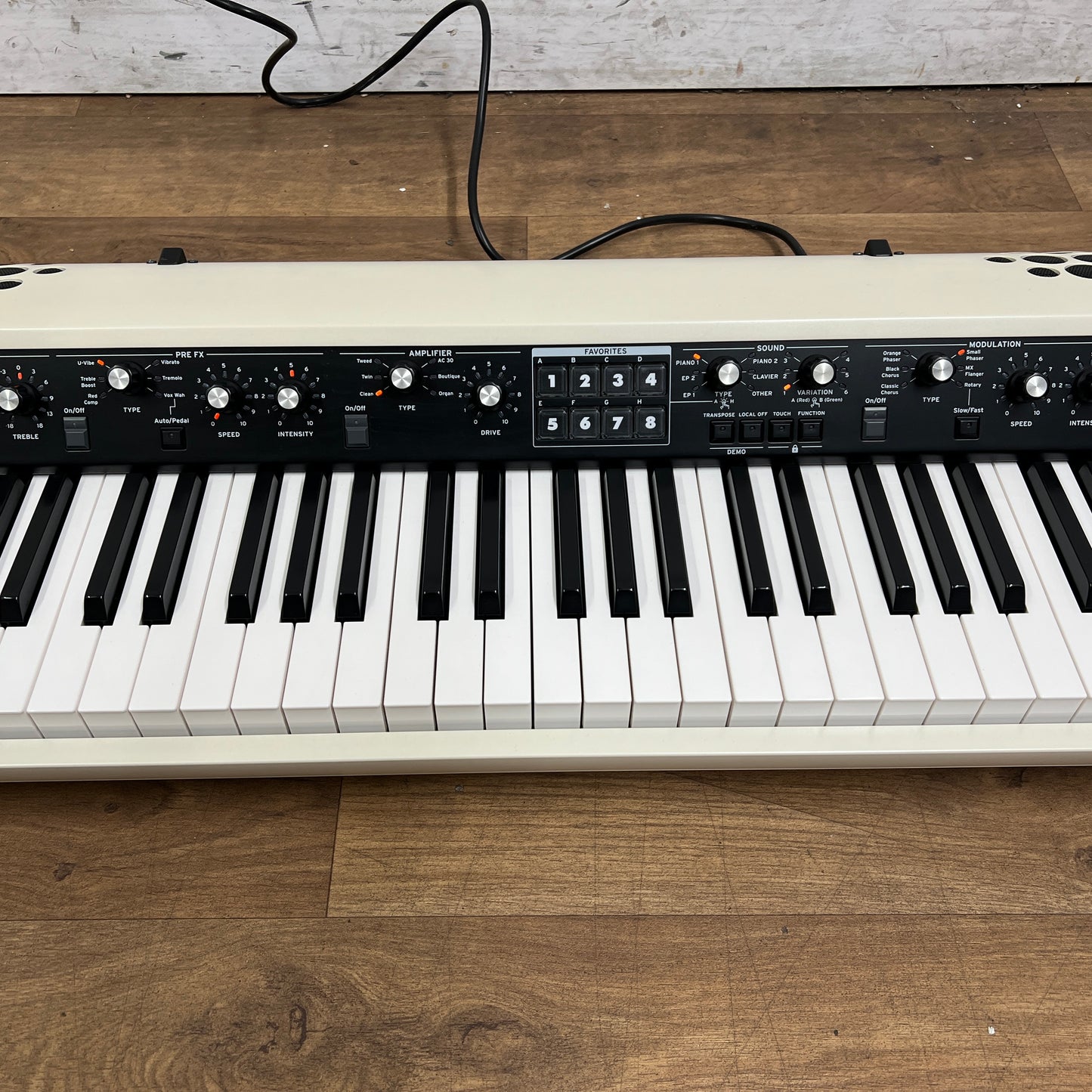 Korg SV2S 88 Stage Piano With Speakers; Serial No: 3460 | Second Hand