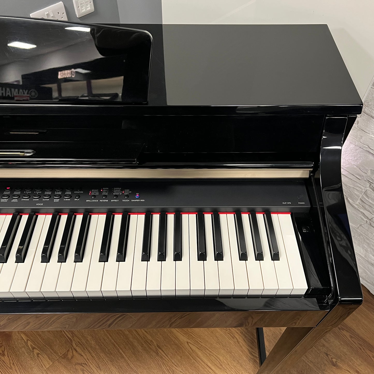 Second Hand Yamaha CLP370 Digital Piano; Polished Ebony with Matching Piano Stool: Serial No: BCQZ01037