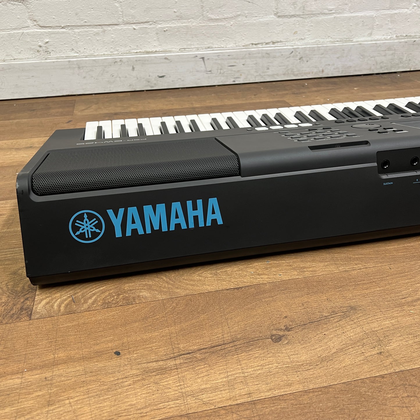 Yamaha PSR EW425 Keyboard; Serial No: BHDZ01133 | Second Hand