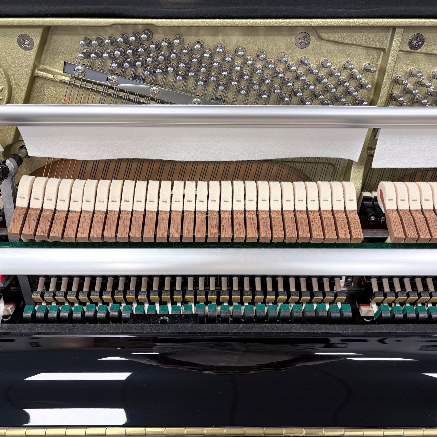 Kawai K200 Upright Piano in Polished Ebony: Serial No: F172486 | Second Hand