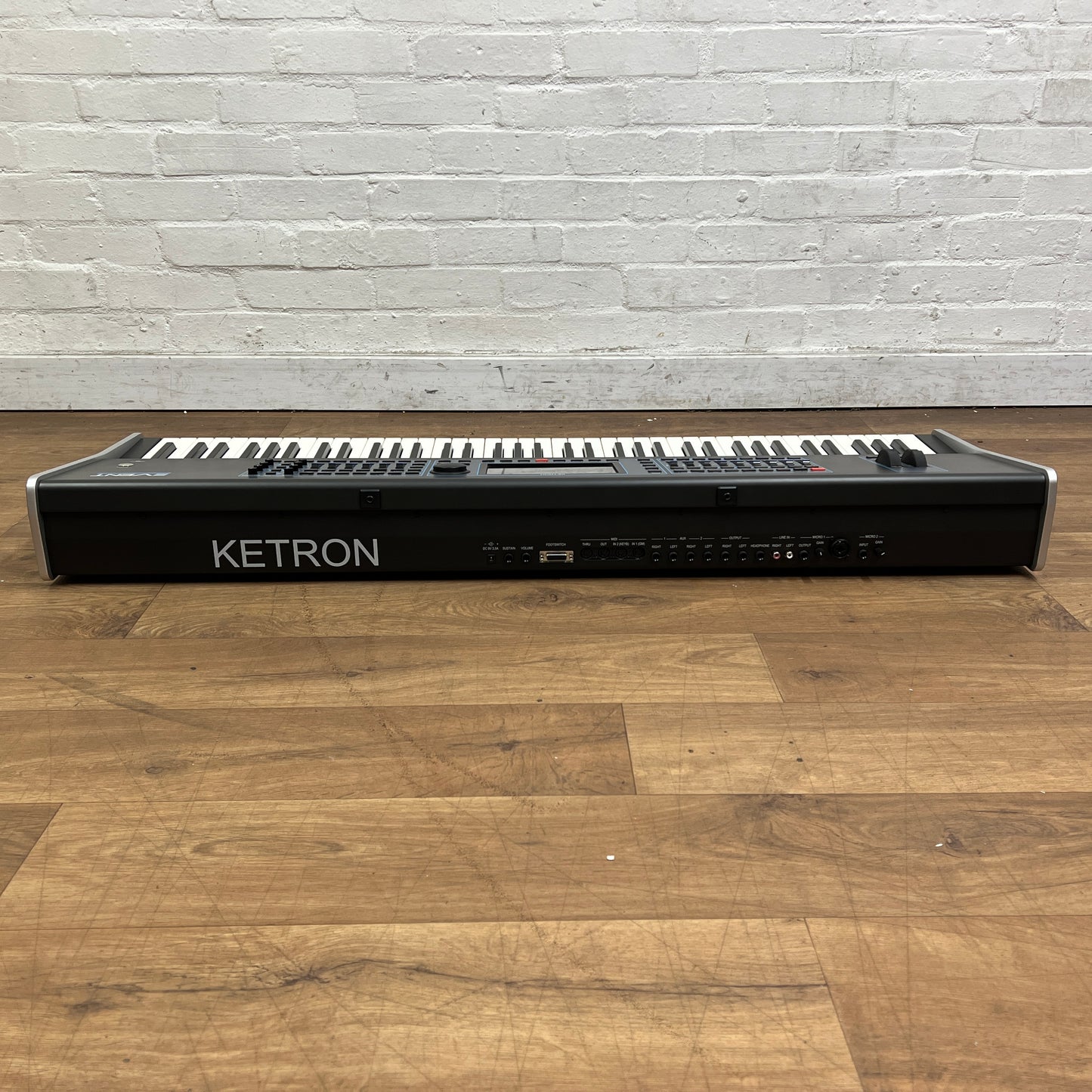 Ketron EVENT 76 Keyboard; Serial No: I1AA11147A | Second Hand