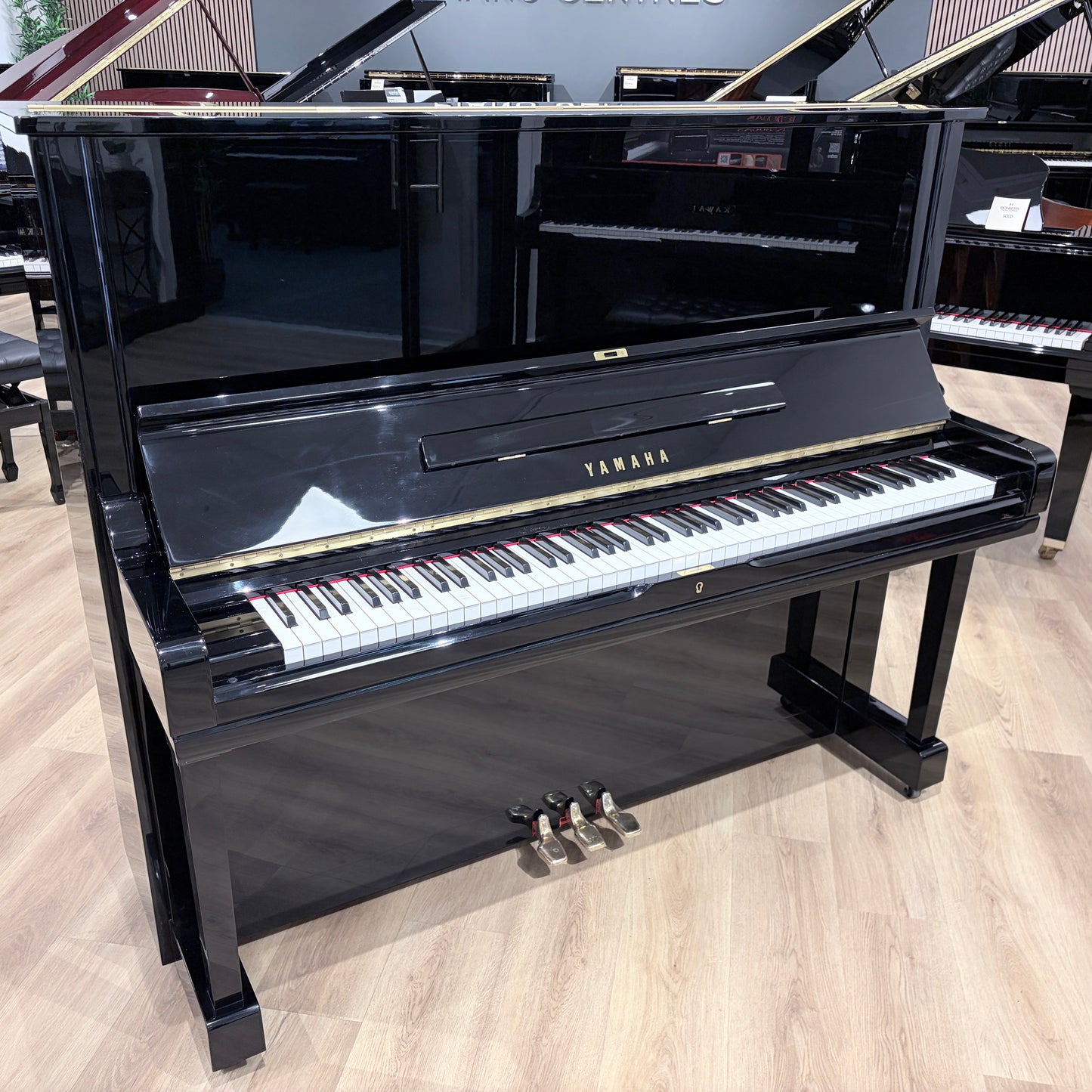 Yamaha U3 Upright Piano in Polished Ebony: Serial No: 2959334 | EU RECONDITIONED 2026