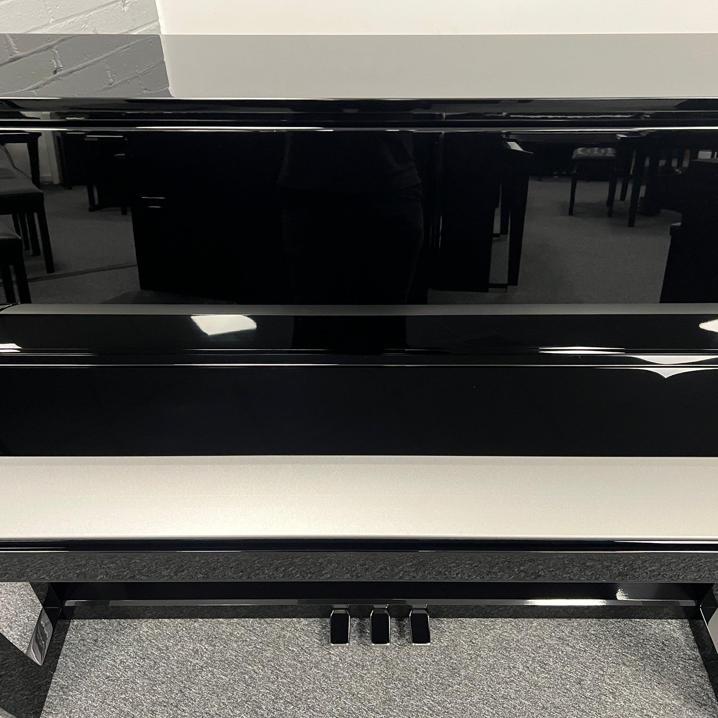Dexibell H10V Digital Piano, Polished Black; Serial No: 124 | Ex Demo