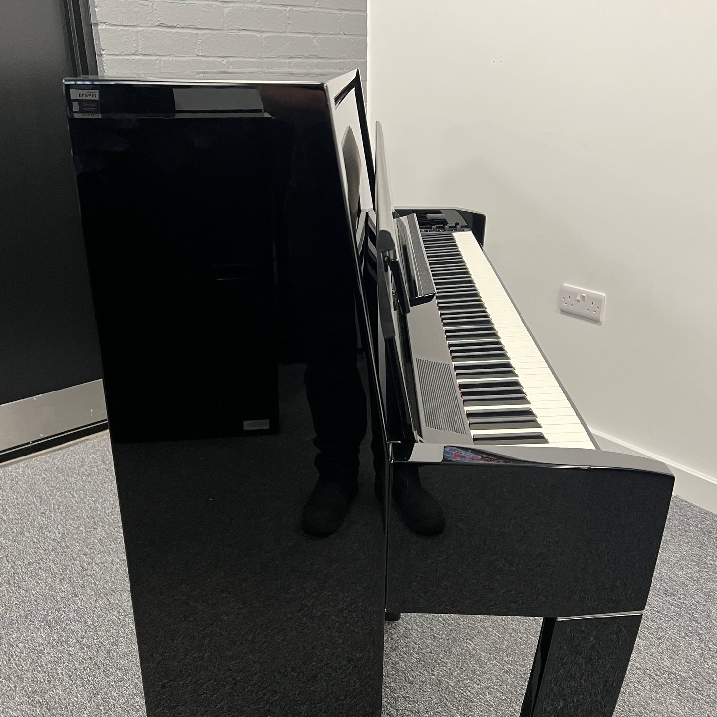 Dexibell H10V Digital Piano, Polished Black; Serial No: 124 | Ex Demo
