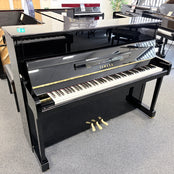 Yamaha P116G Upright Piano in Polished Ebony: Serial No: J32314998 | Second Hand