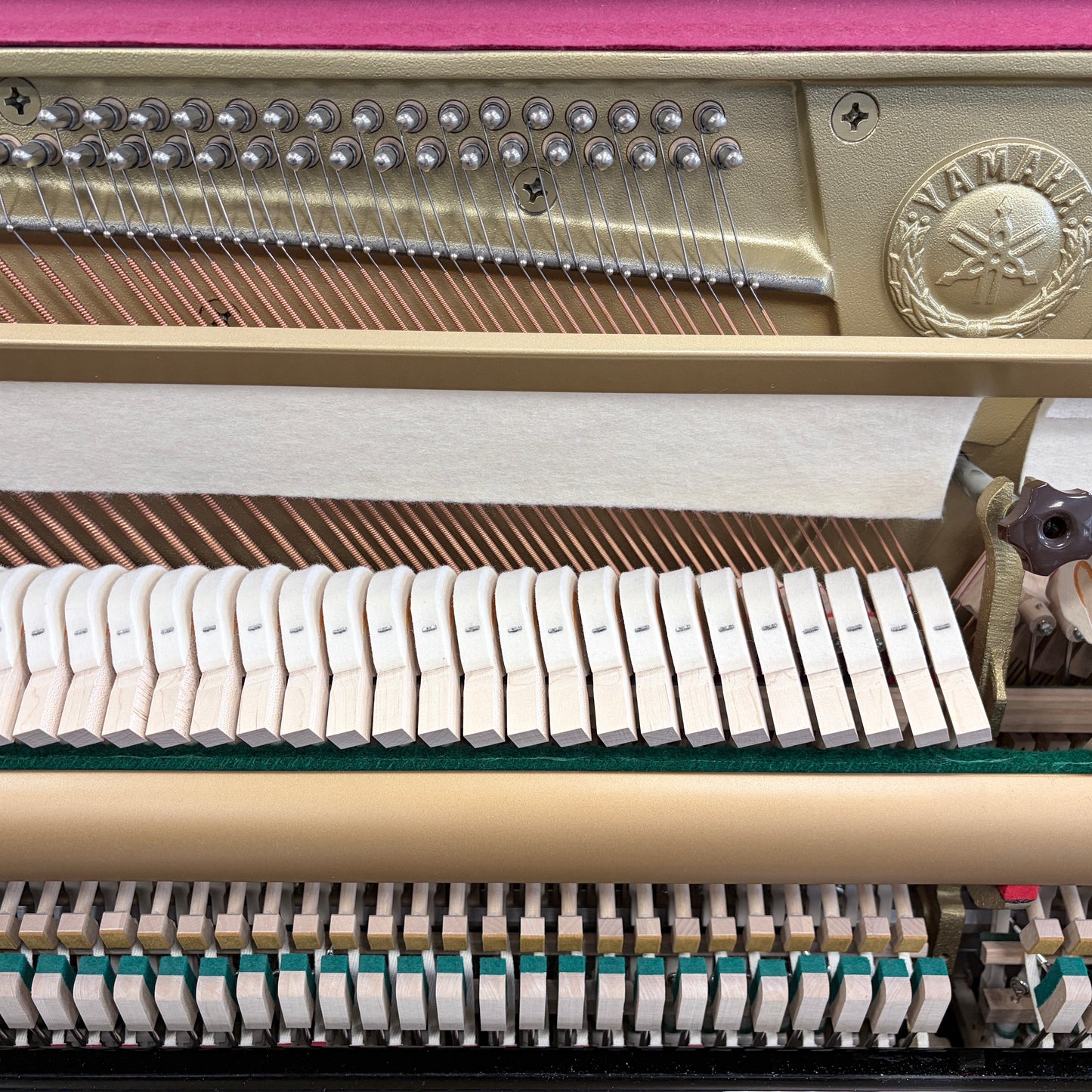 Yamaha P116G Upright Piano in Polished Ebony: Serial No: J32314998 | Second Hand