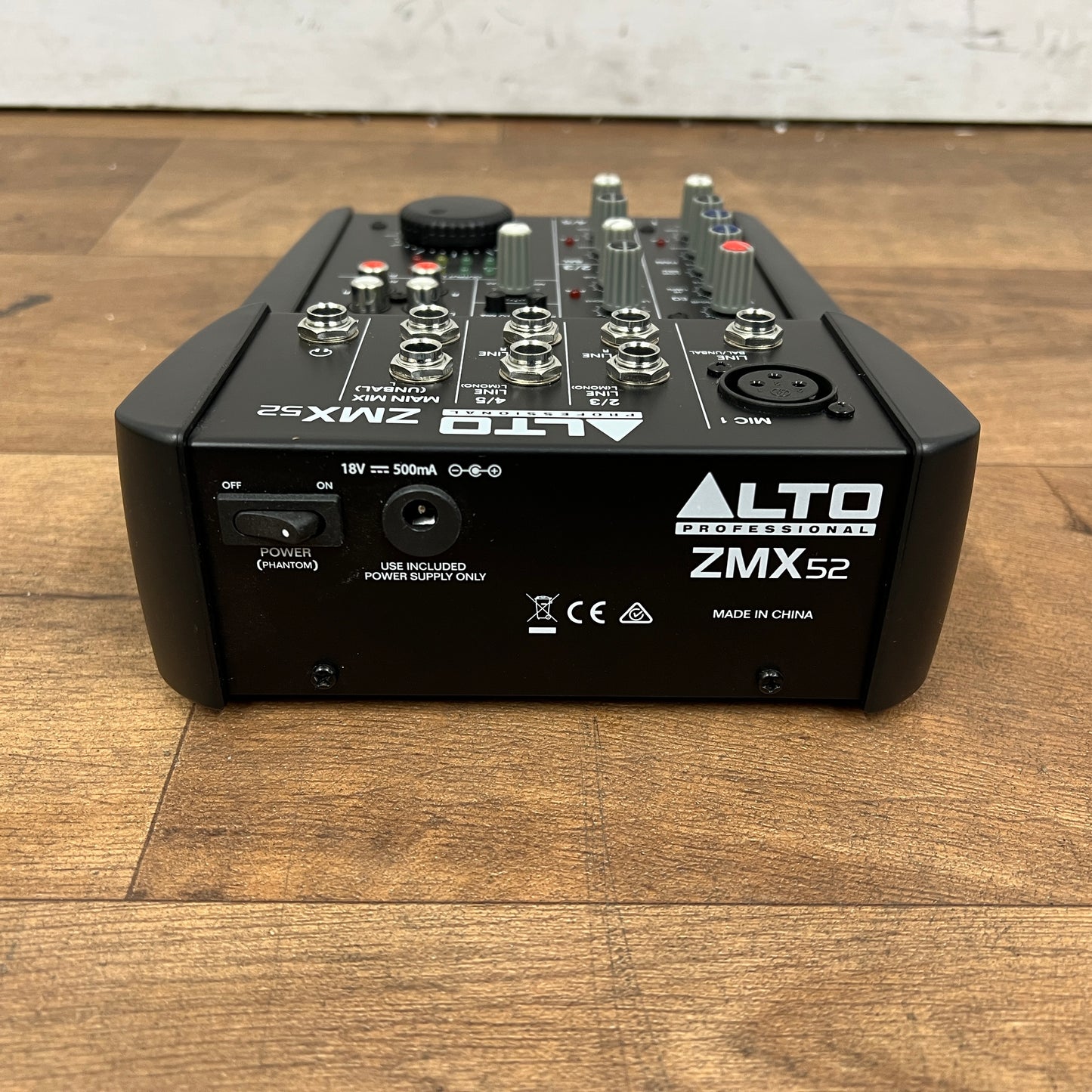 Alto ZMX52 5-Channel Mixer : Serial No: UT2007101507877 | Second Hand