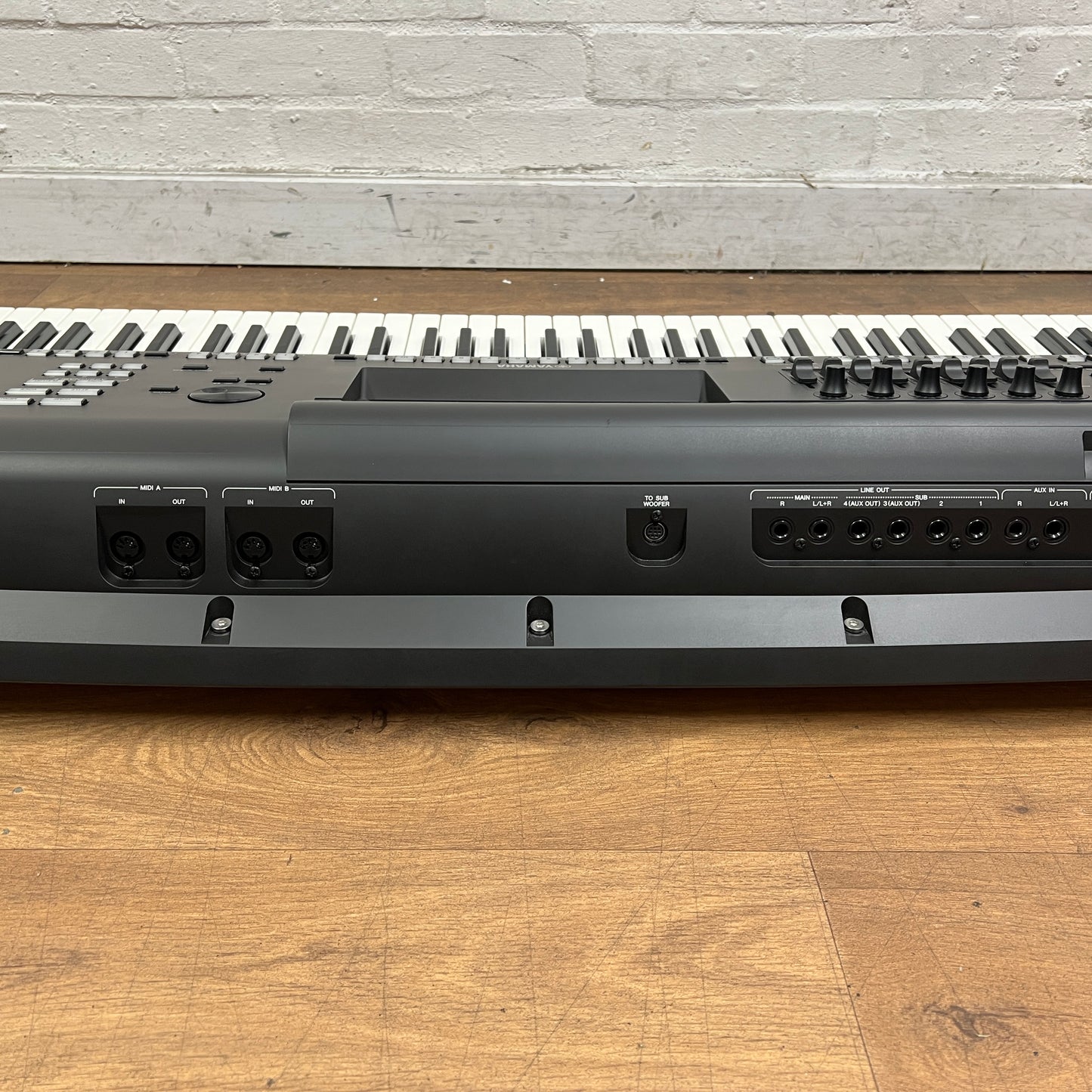 Yamaha Genos 2 Arranger Workstation Keyboard; Serial No: BEDZ01035 | Second hand