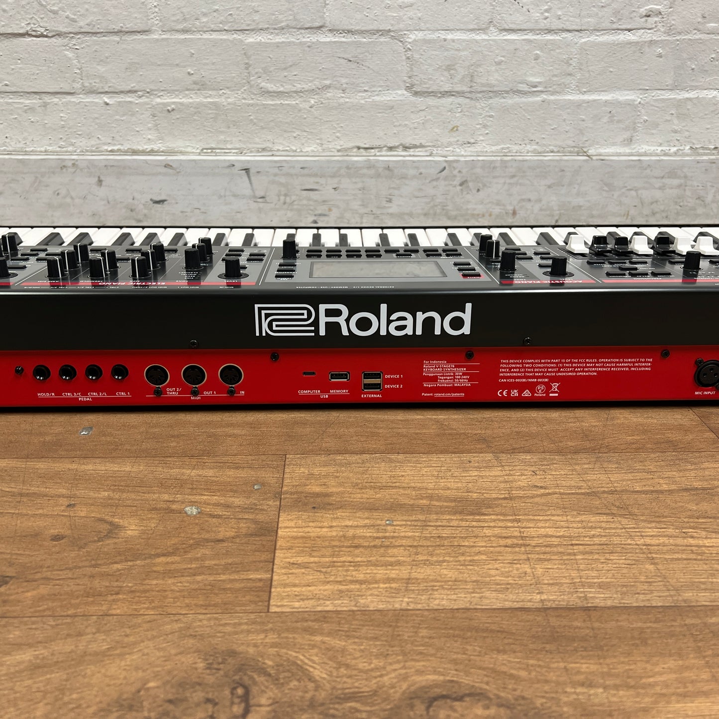 Roland V Stage 76 Keyboard; Serial No: Z5S0968 | Second Hand