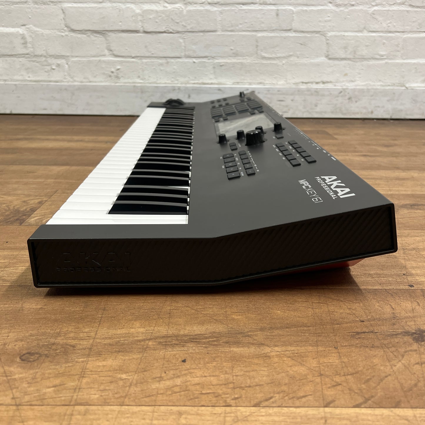 Akai MPC Key 61 keyboard; Serial No: A12211251709298 | Second Hand