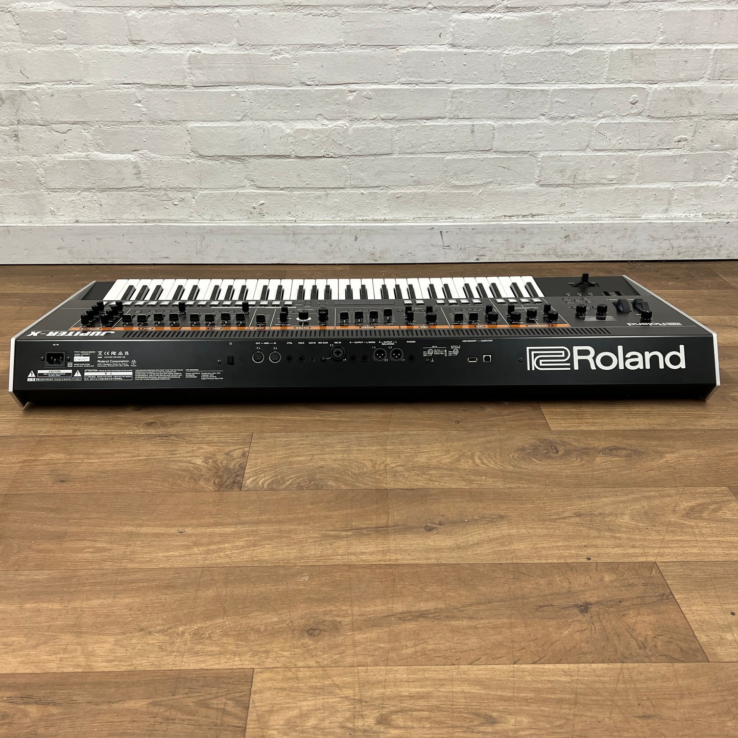 Roland Jupiter X; Serial No: Z2Q4321 | Second Hand