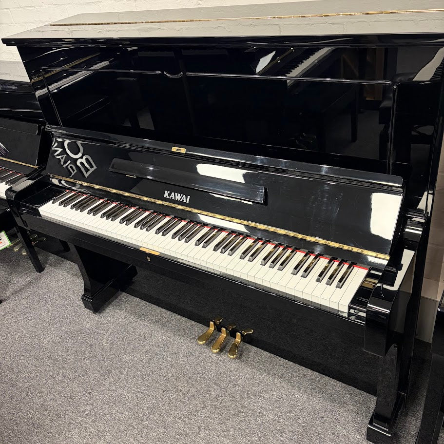 Kawai BL61 Special Upright Piano in Polished Ebony: Serial No: K1050992 | Second Hand