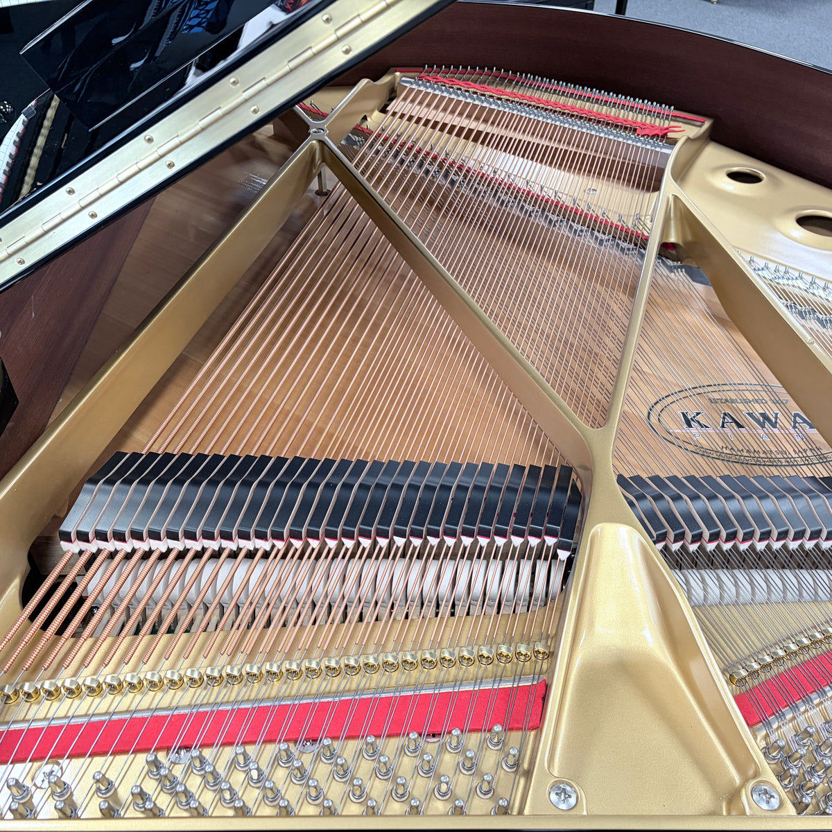 Kawai GL30 Grand Piano in Polished Ebony: Serial No: 2695427 | Second Hand