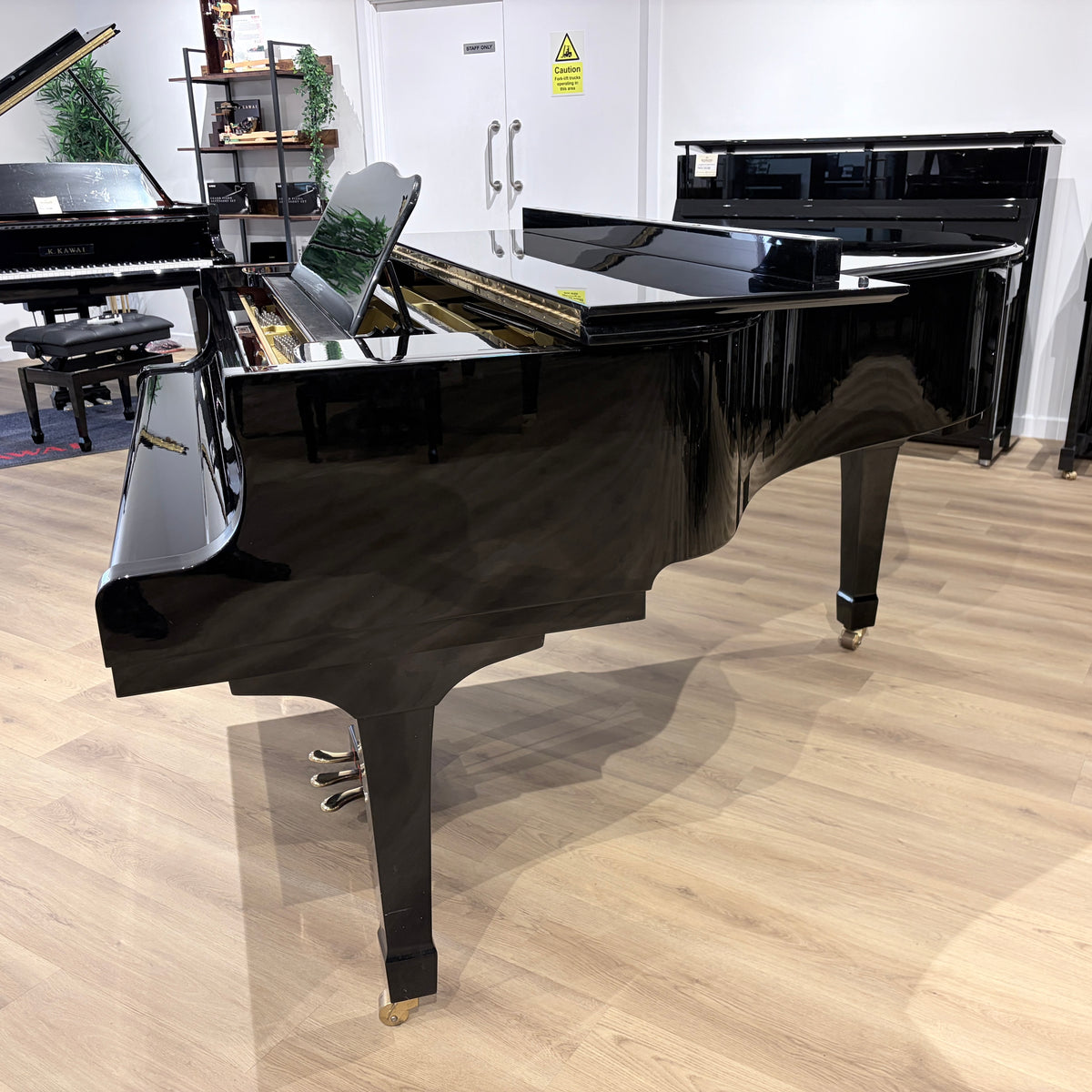 Yamaha C3 Grand Piano in Polished Ebony: Serial No: 4780456 | Second Hand