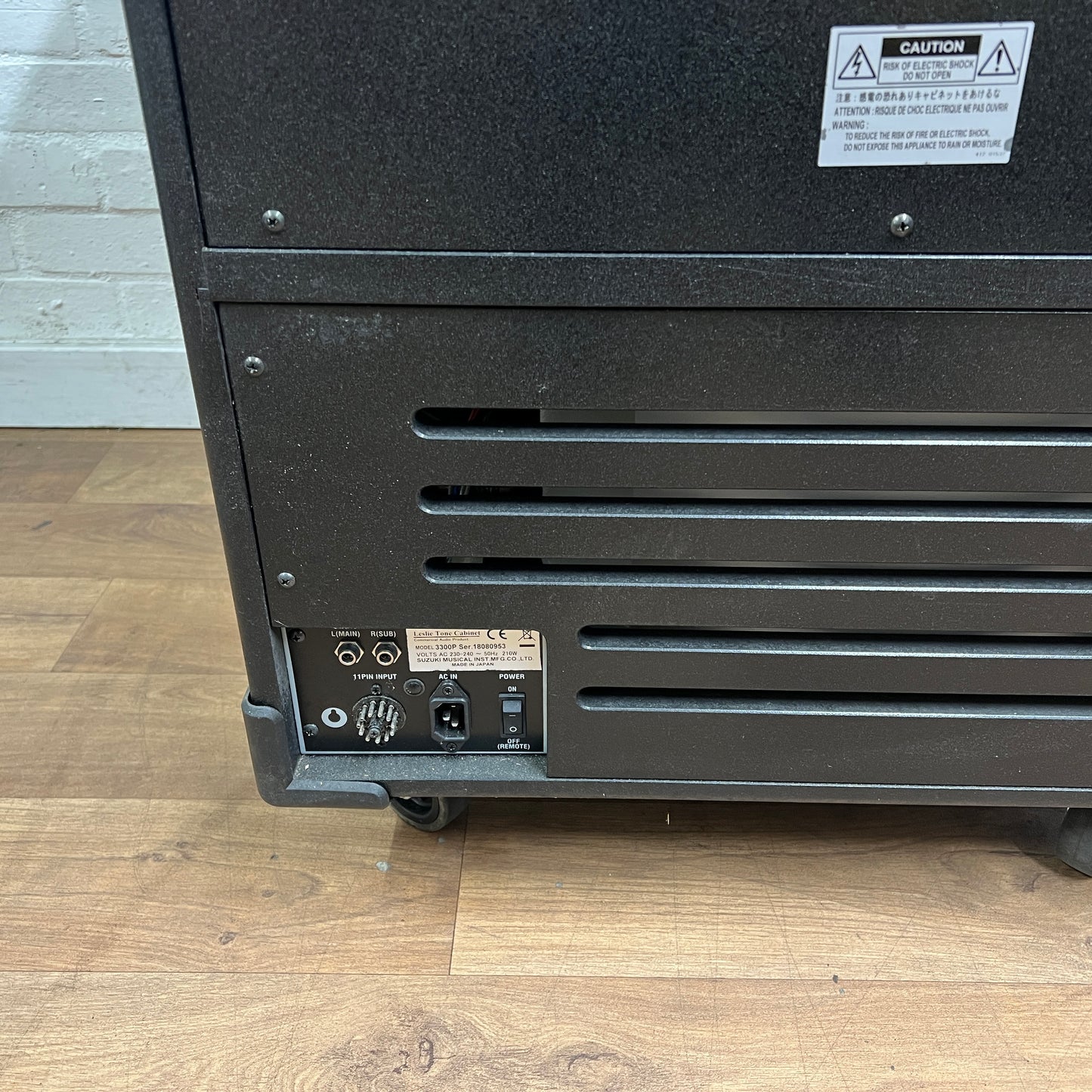 Leslie 3300P 300w Pro High Power Twin Rotor Speaker, Black; Serial No: 18080953 | Second Hand