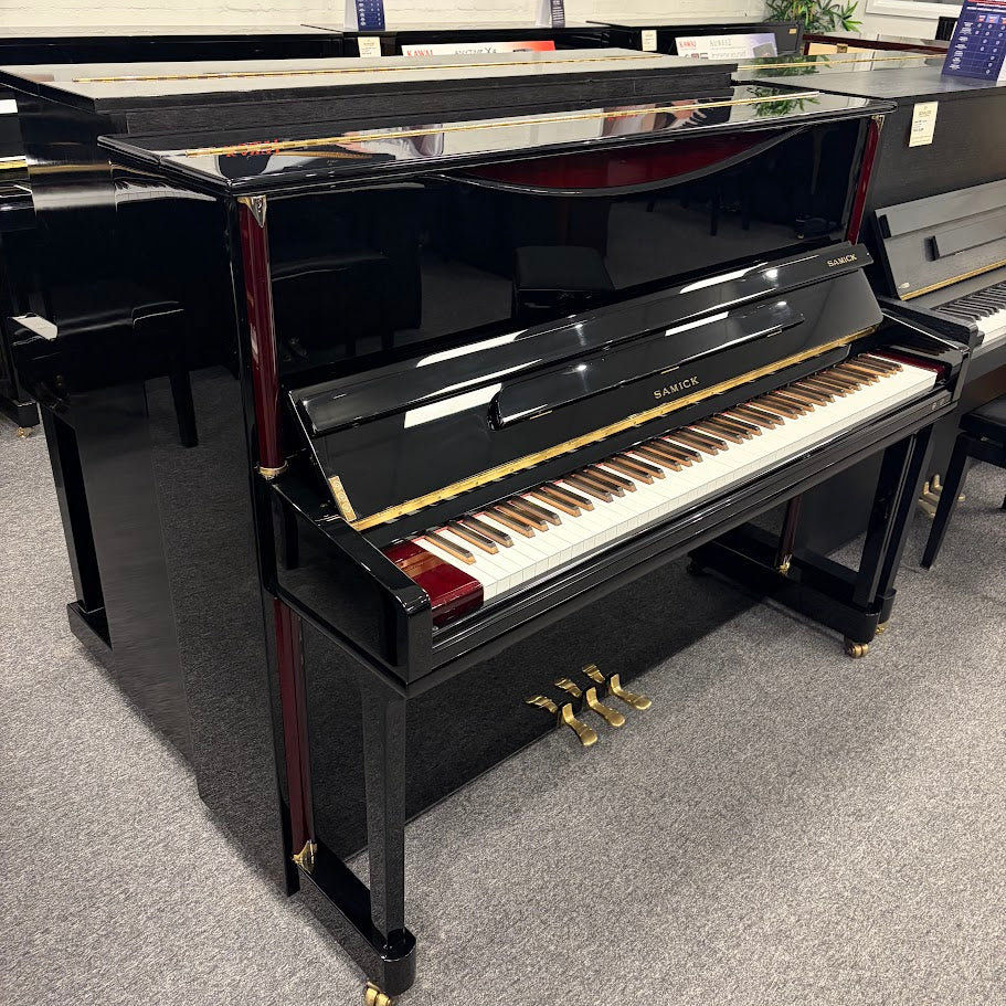 Samick WSU121SD Upright Piano in Polished Ebony: Serial No: KJKG00094 | Second Hand