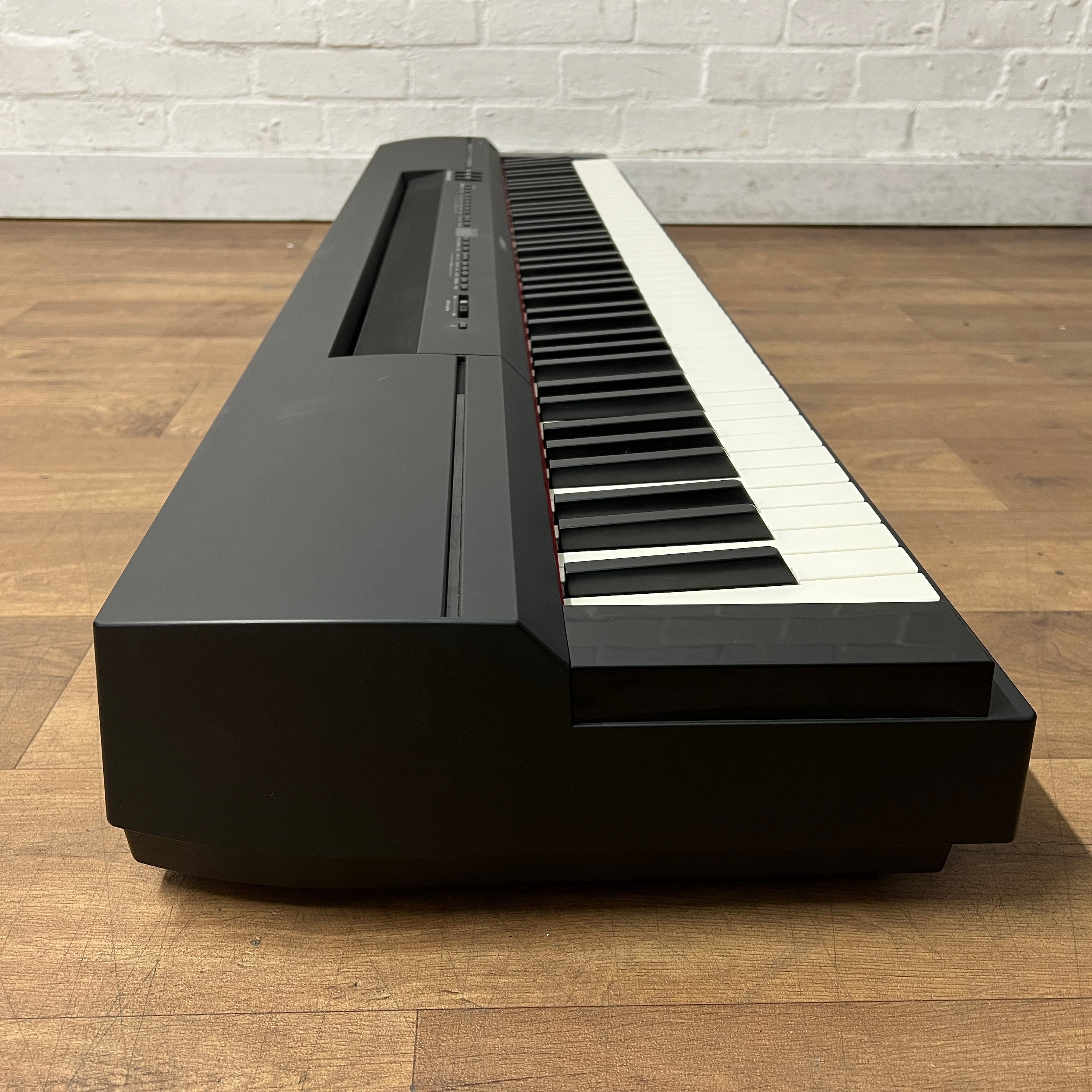 Yamaha P255 Black Portable Piano: Serial No: EAWI01103 | Second