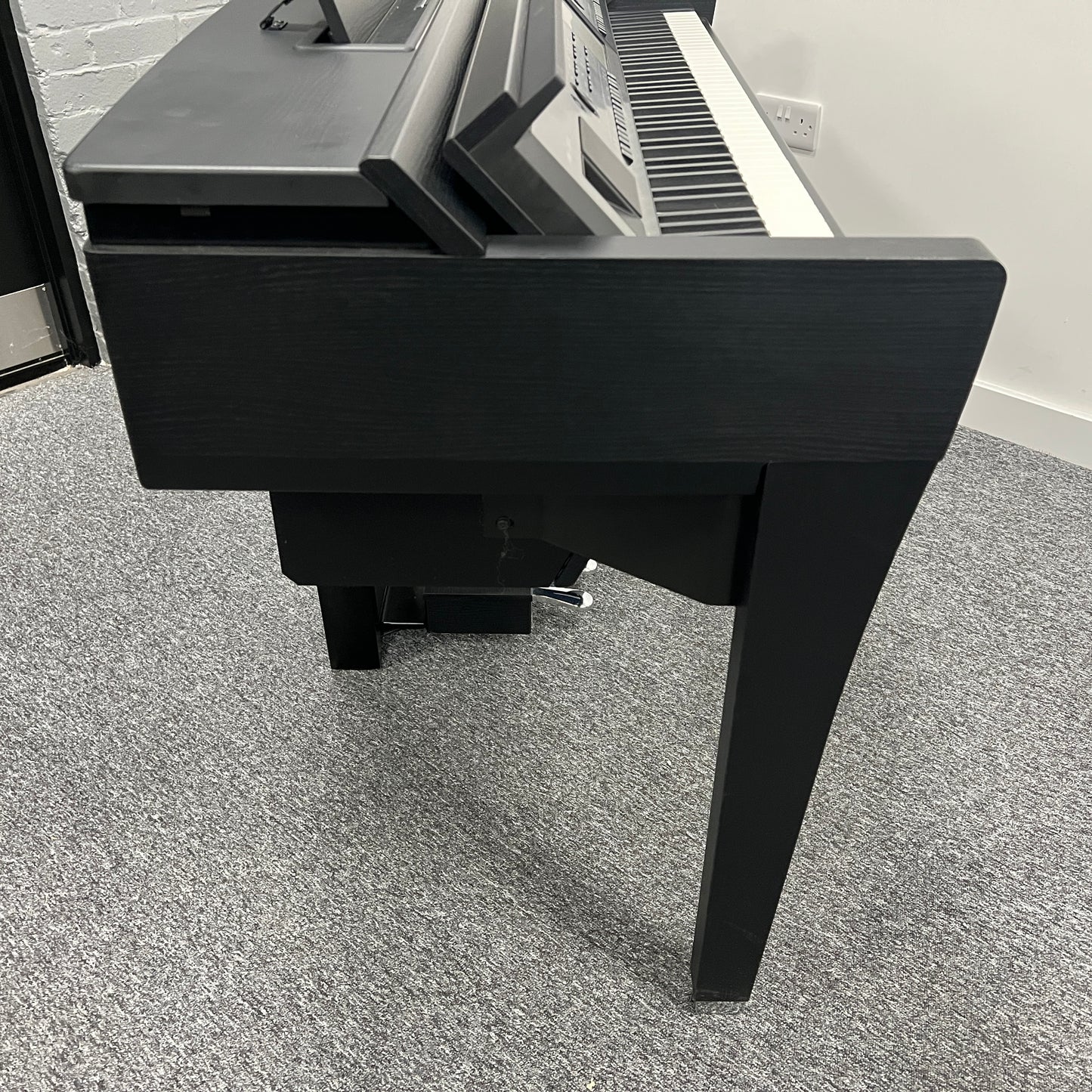 Yamaha CVP809B Digital Piano; Serial No: BCBY01003 | Second Hand