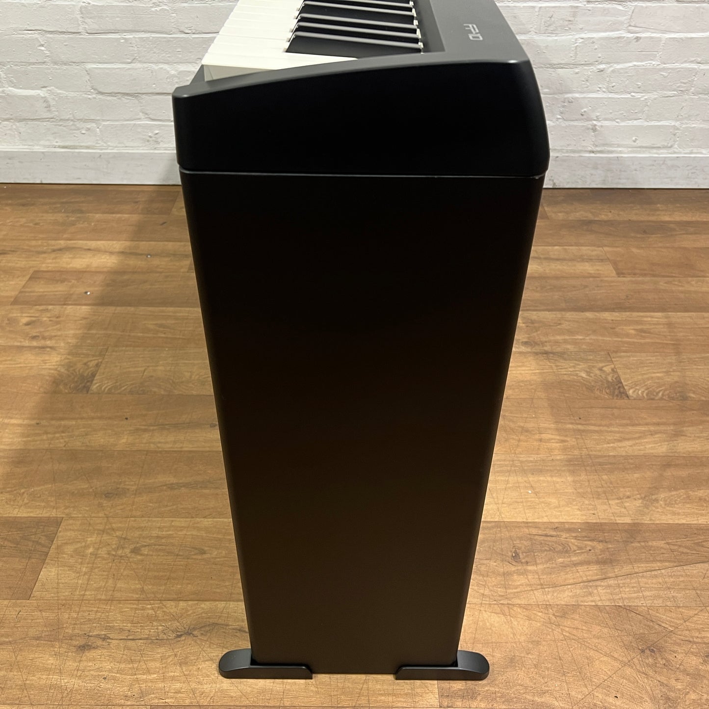 Roland FP10 Portable Piano With KCSFP10 Stand; Serial No: M5M6513 | Second Hand