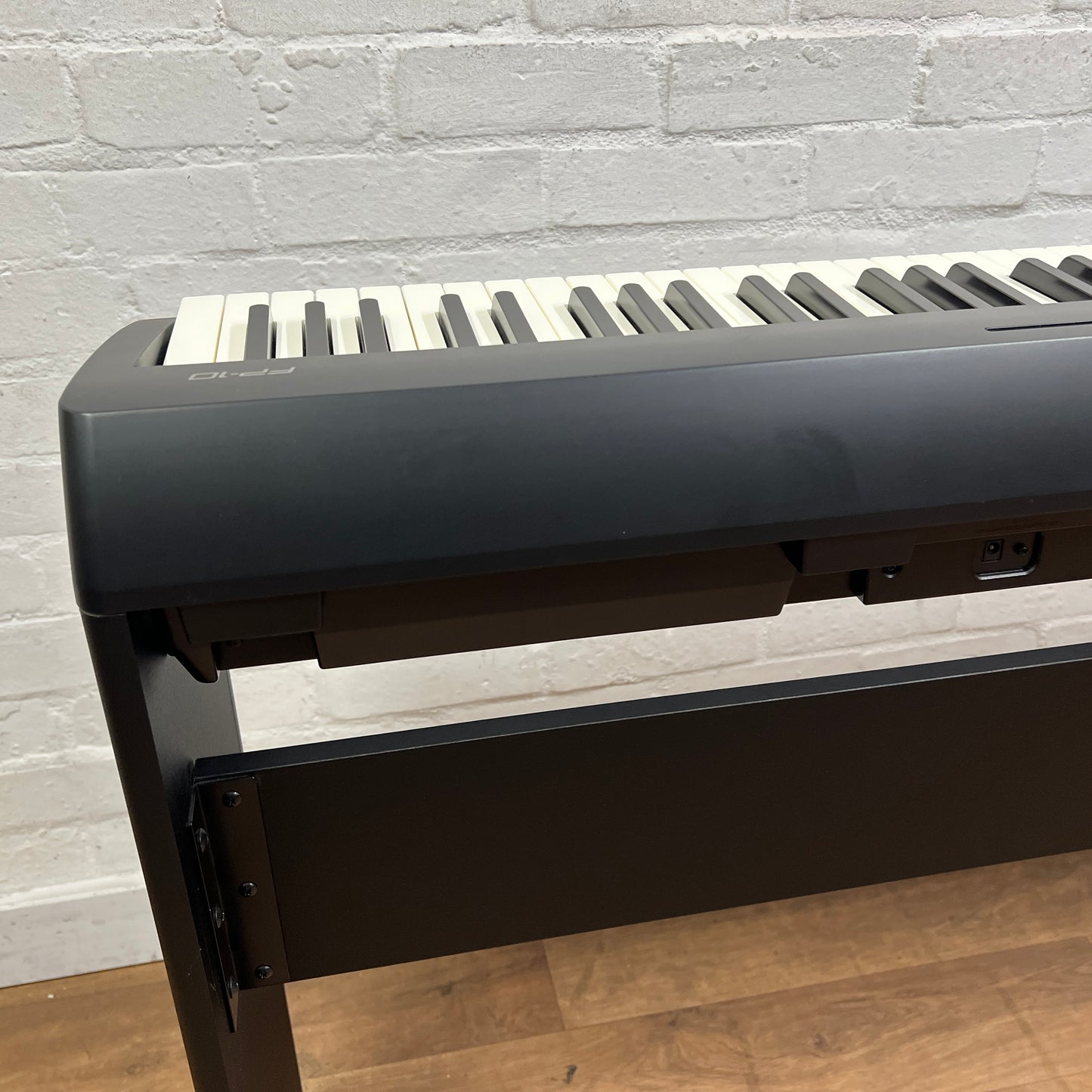 Roland FP10 Portable Piano With KCSFP10 Stand; Serial No: M5M6513 | Second Hand