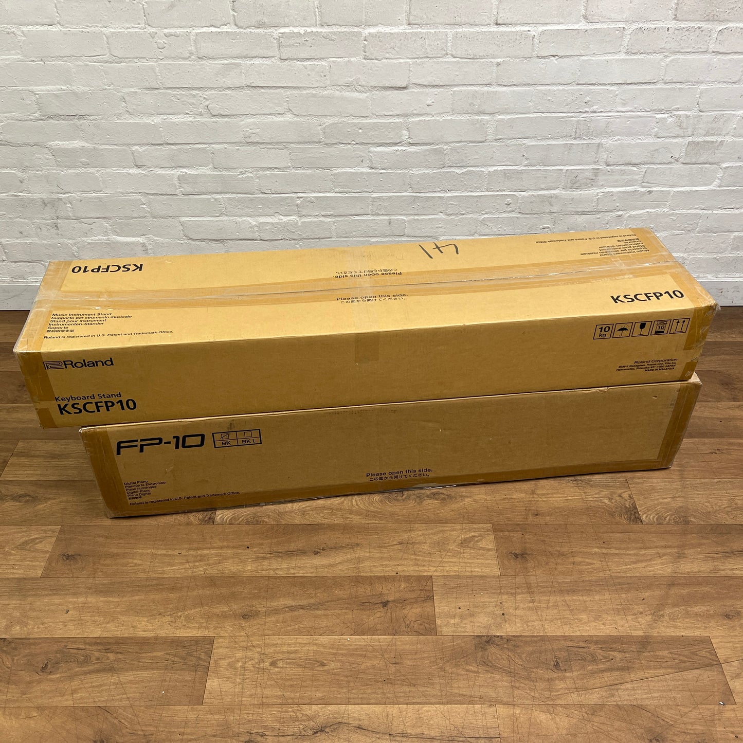 Roland FP10 Portable Piano With KCSFP10 Stand; Serial No: M5M6513 | Second Hand