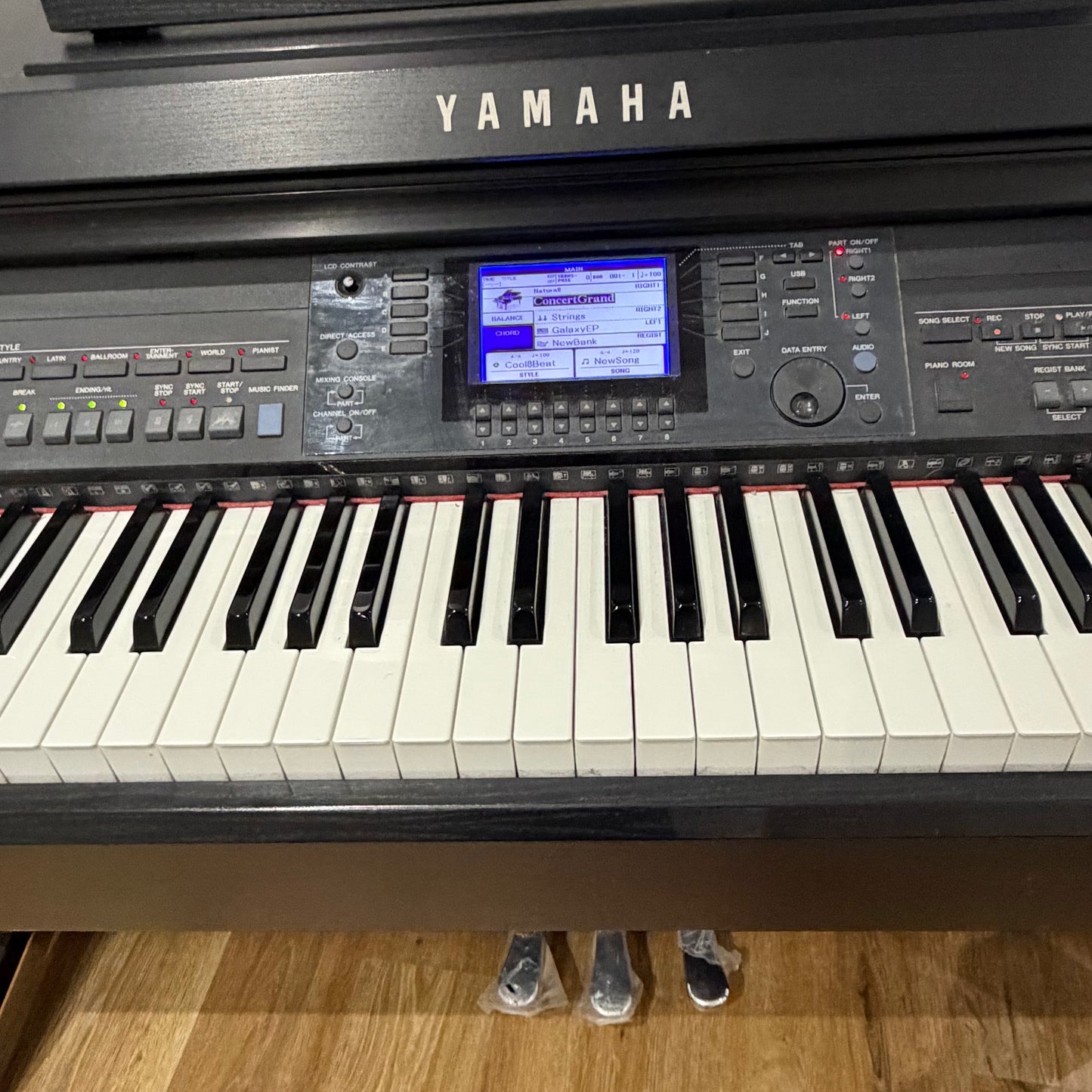 Yamaha CVP601 Black Digital Piano with Matching Stool; Serial No: BCTM01015 | Second Hand