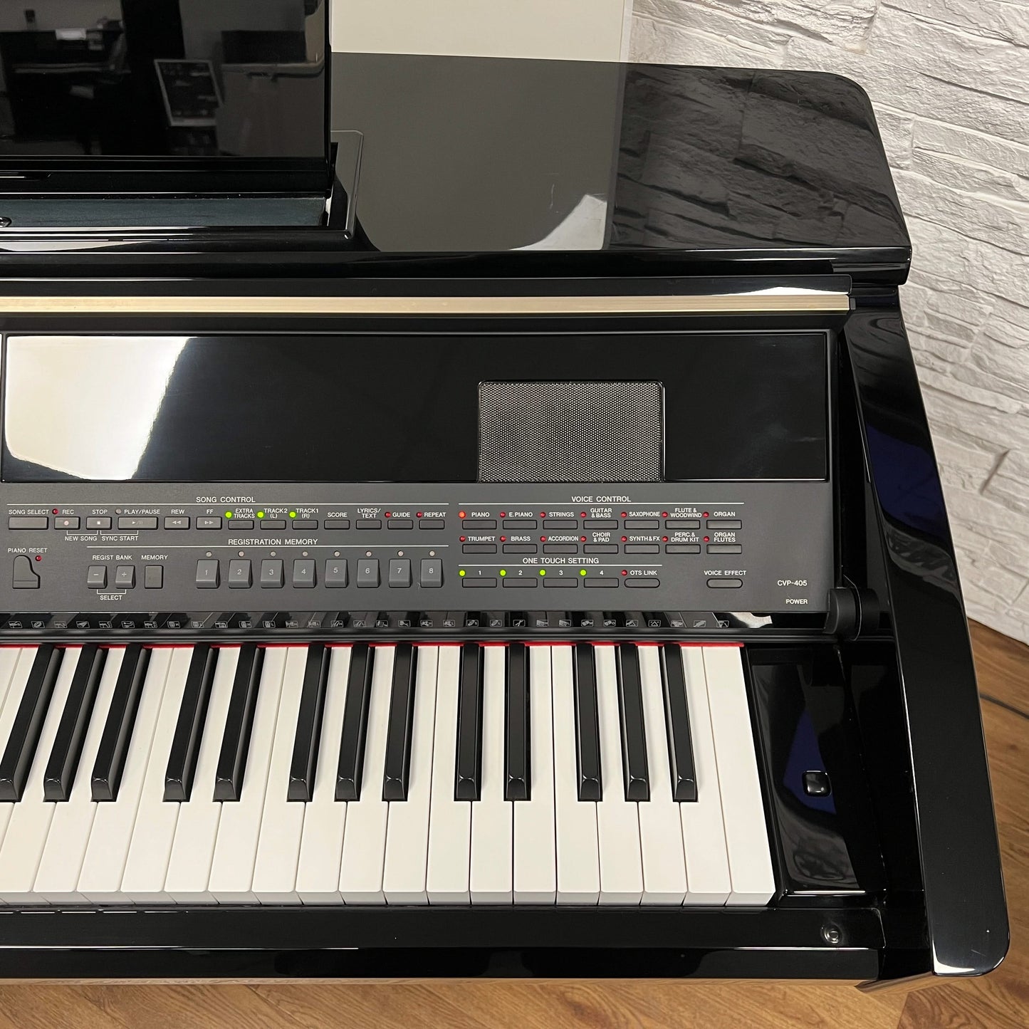 Yamaha CVP405 Polished Ebony Digital Piano With Matching Stool; Serial No:GBRCNY01016 | Second Hand