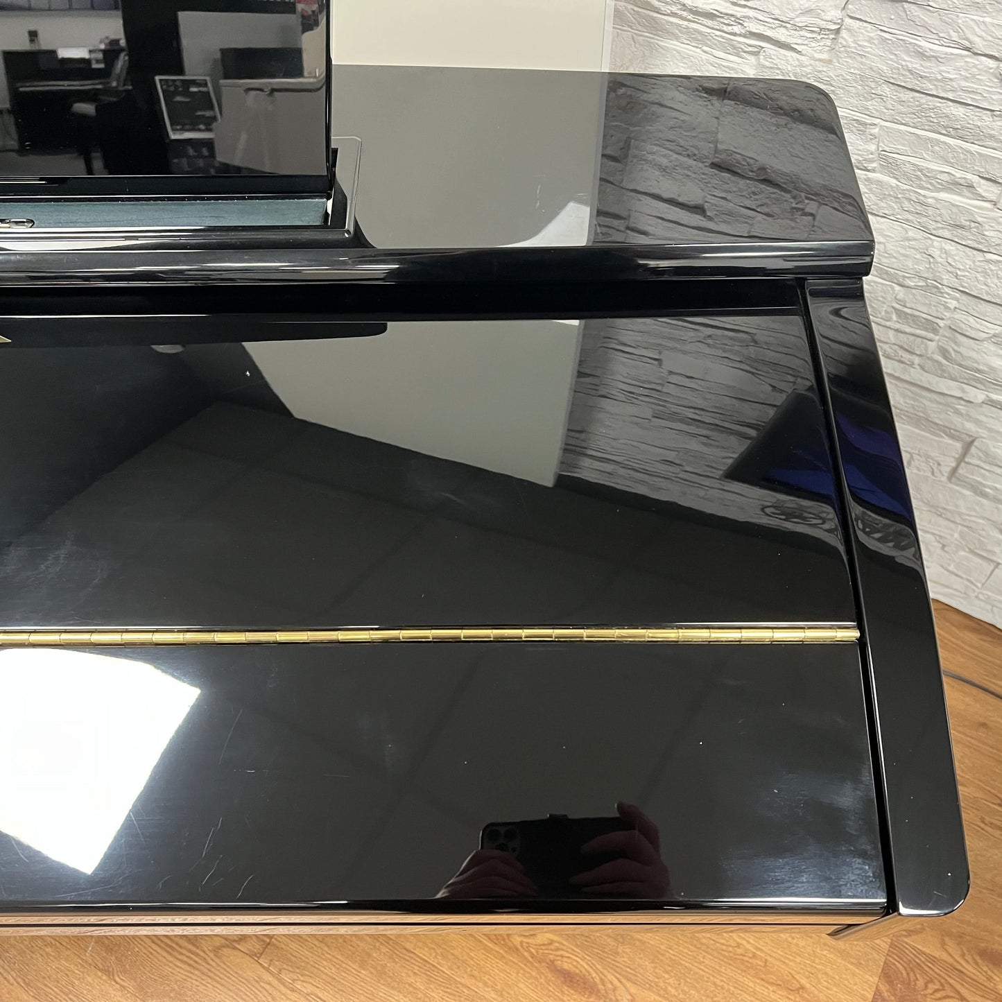 Yamaha CVP405 Polished Ebony Digital Piano With Matching Stool; Serial No:GBRCNY01016 | Second Hand