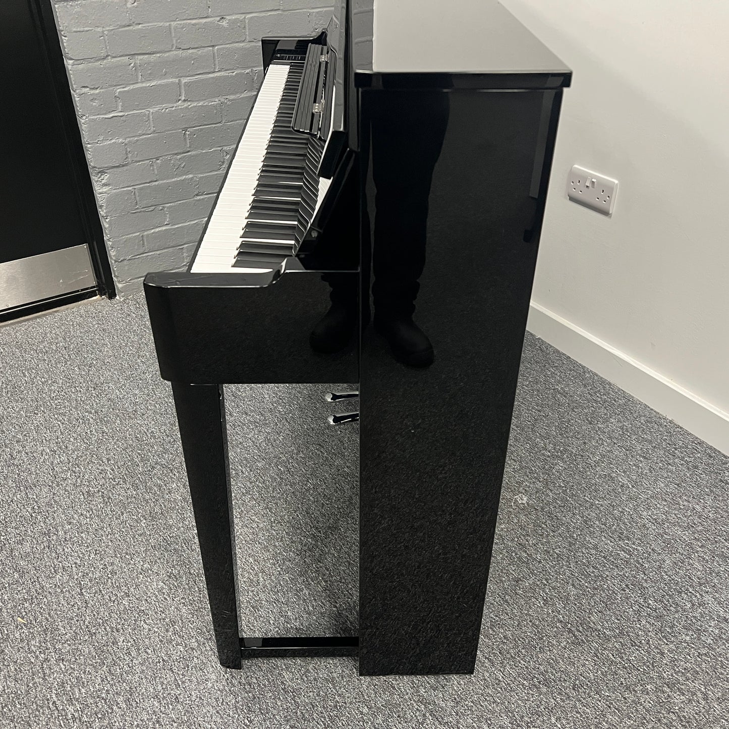 Yamaha NU1 Hybrid Digital Piano; Serial No: BZUX01022 | Second Hand