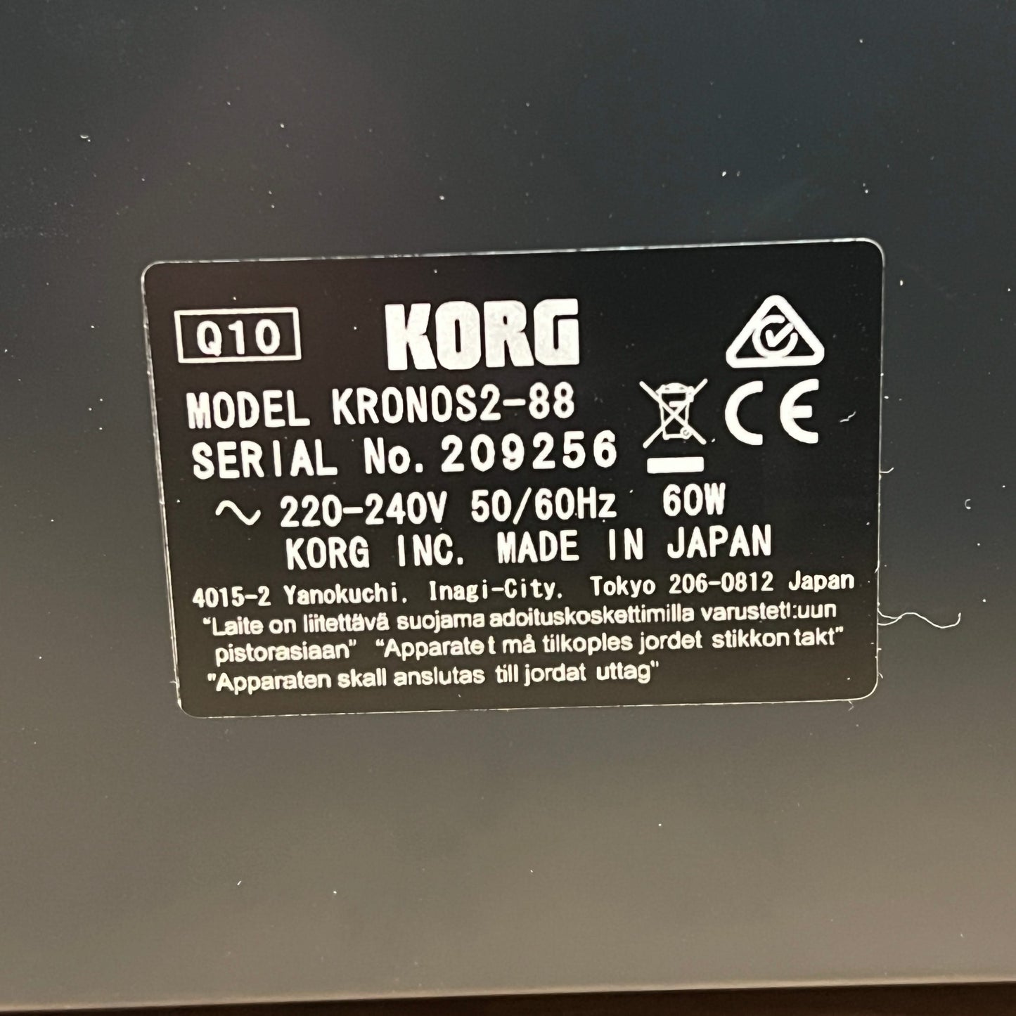 Korg Kronos 2 88 Workstation Keyboard; Serial No: 209256 | Second Hand