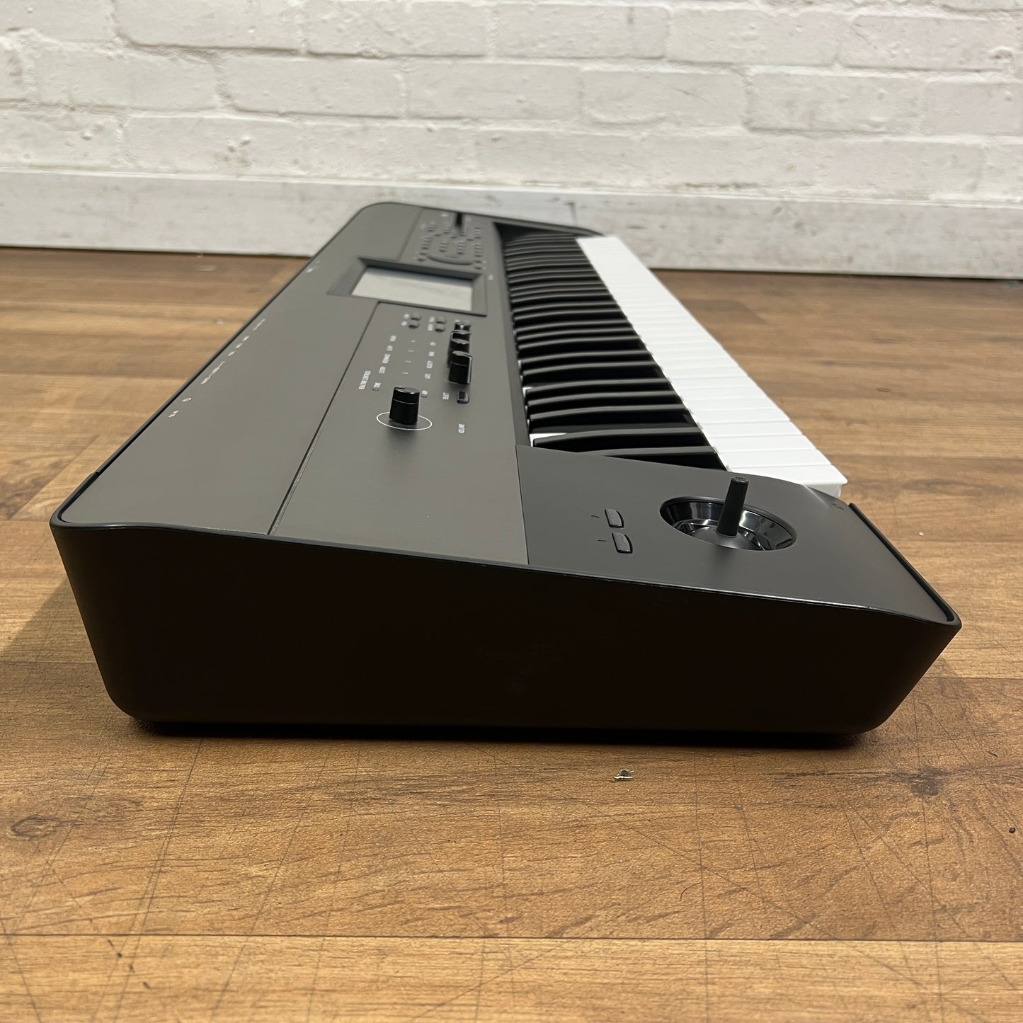 Korg Krome EX61 Music Workstation Keyboard; Serial No: 41652 | Ex Demo