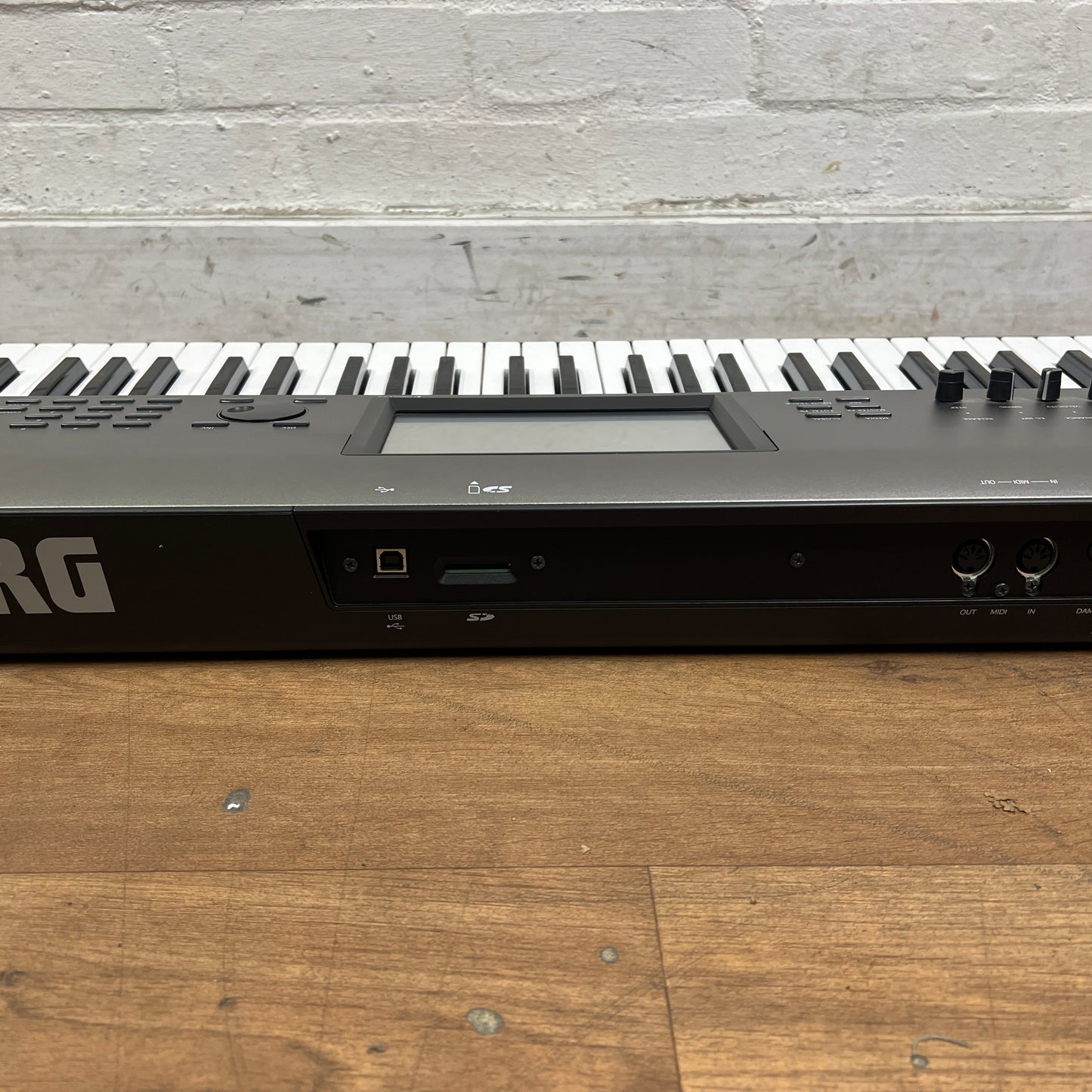 Korg Krome EX61 Music Workstation Keyboard; Serial No: 41652 | Ex Demo