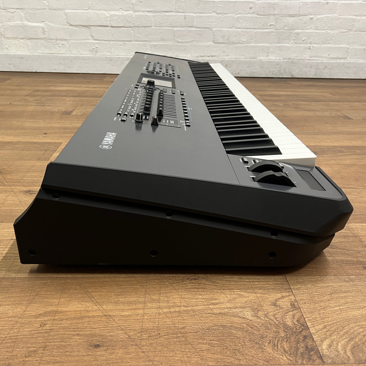 Yamaha Montage 8 Keyboard; Serial No: BAWL01034 | Second Hand