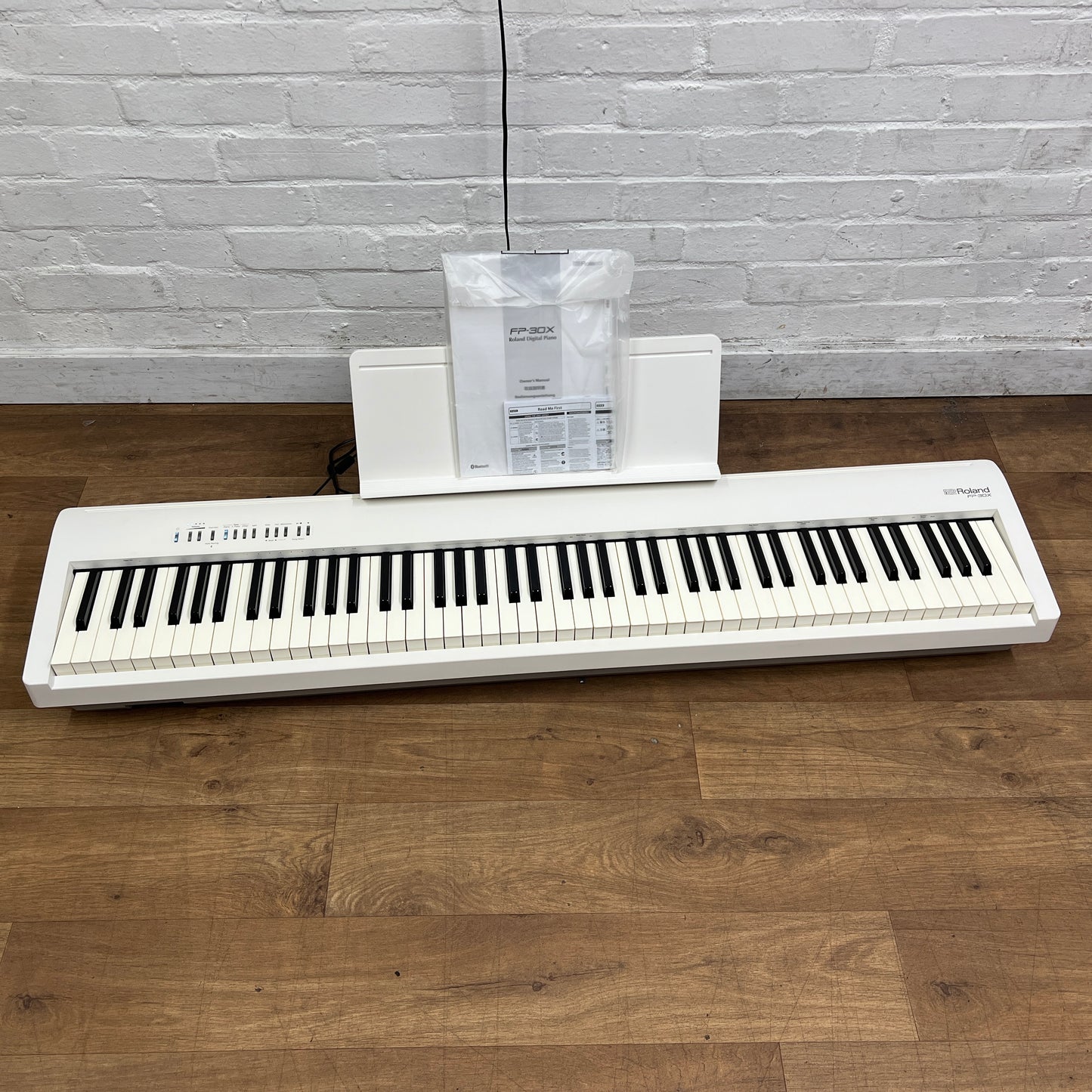 Roland FP30X Digital Piano White; Serial No: E4P0906 | Second Hand