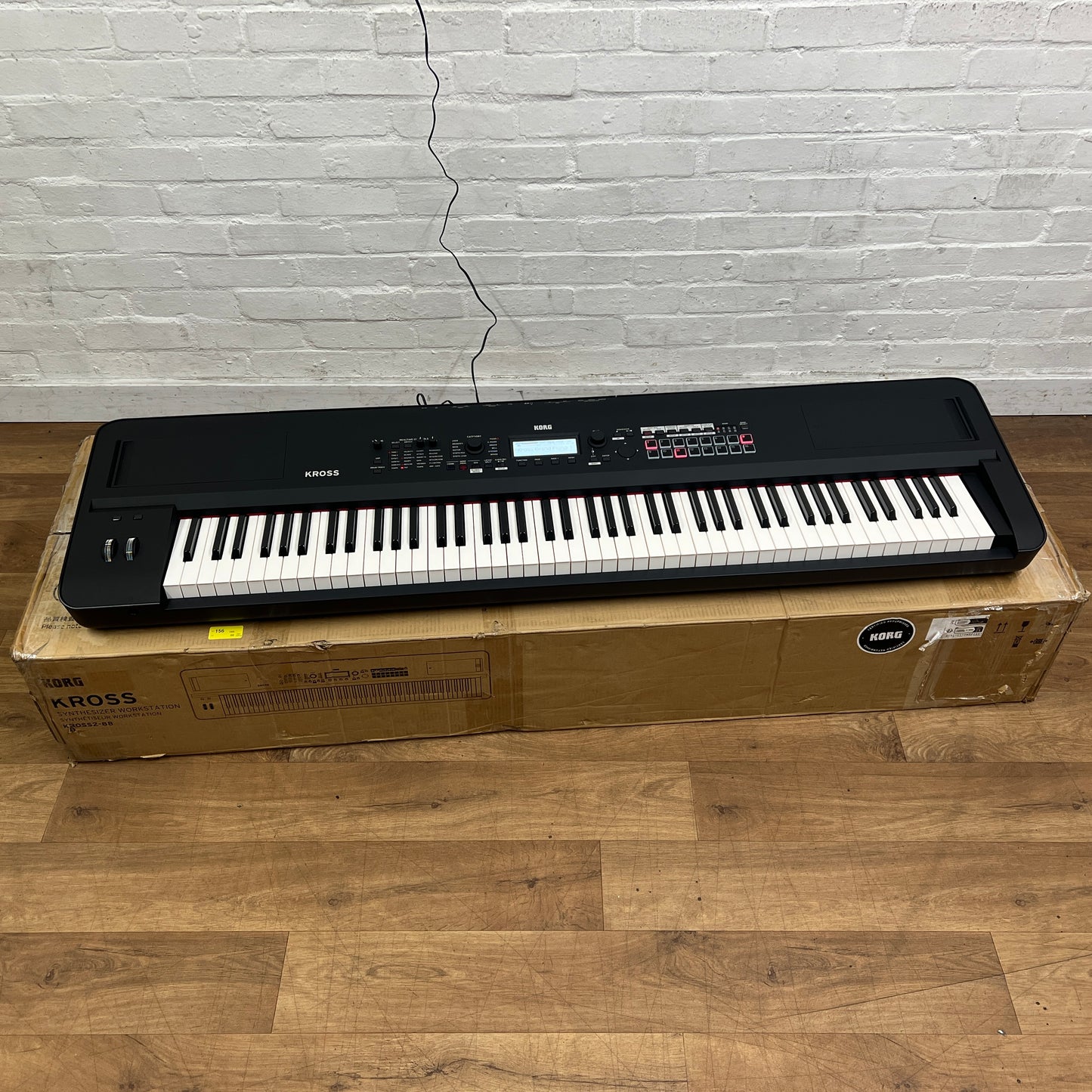 Korg Kross 2 88 Key Synthesizer Workstation, Matt Black; Serial No: 9065 | Second Hand