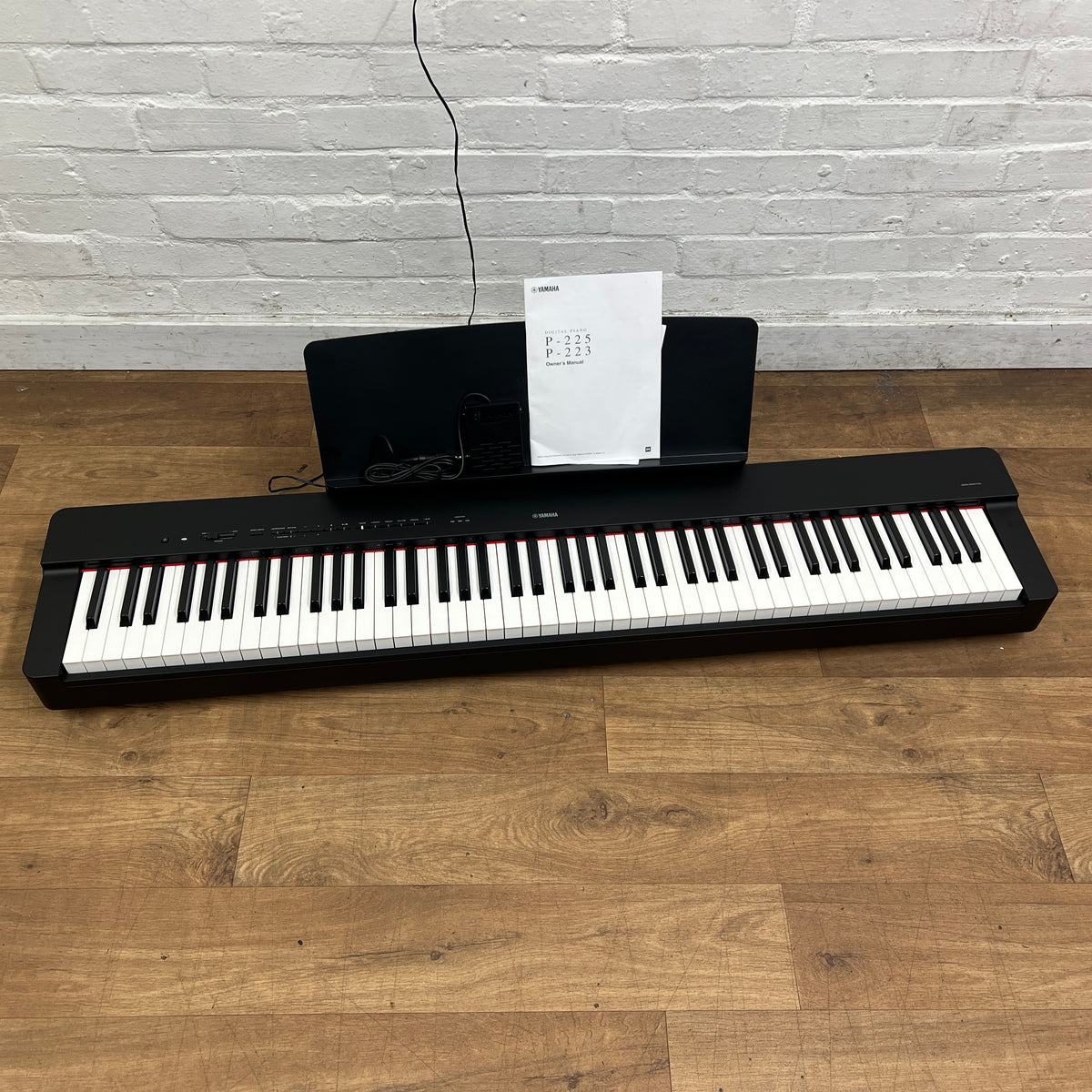 Yamaha P225 Portable Piano, Black; Serial No: BBDY02476 | Second Hand