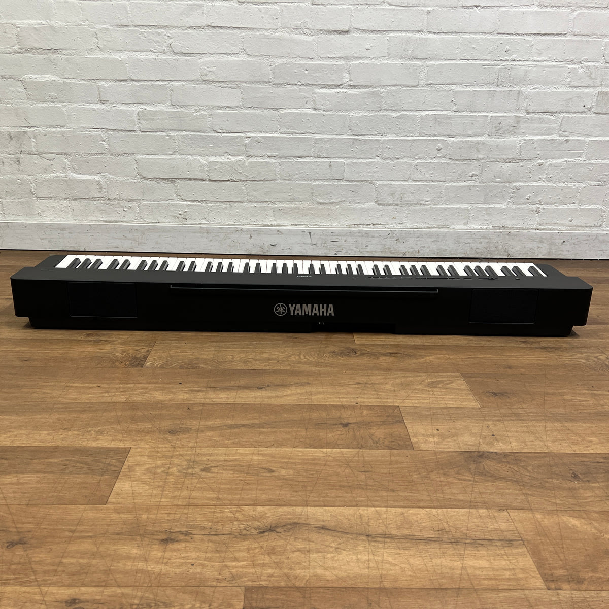 Yamaha P225 Portable Piano, Black; Serial No: BBDY02476 | Second Hand