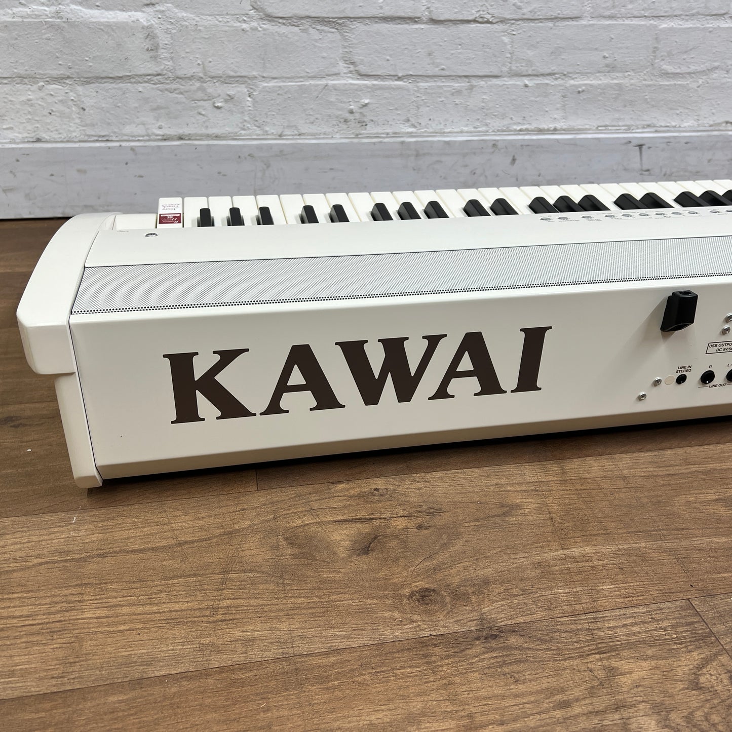 Kawai ES8 White Digital Piano; Serial No: G372077 | Second Hand