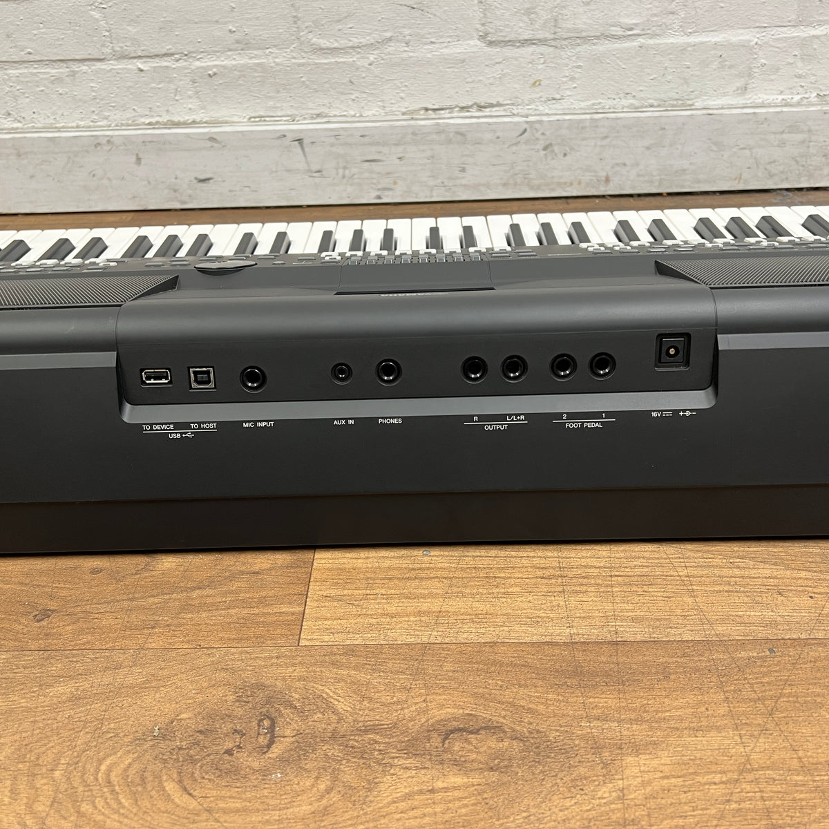 Yamaha PSR SX600 Keyboard; Serial No: BBCY01019 | Second Hand