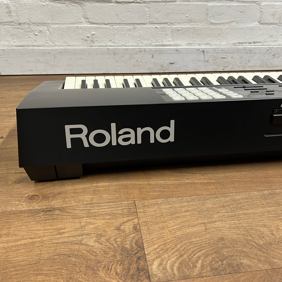 Roland FA08 Synthesizer Keyboard; Serial No: Z3E4761 | Second Hand
