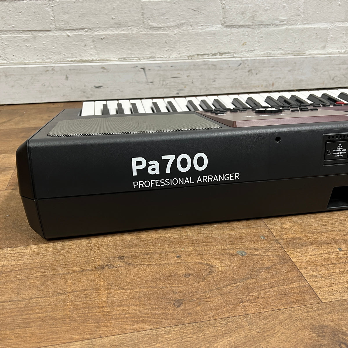 Korg PA700 Keyboard; Serial No: 67937 | Second Hand