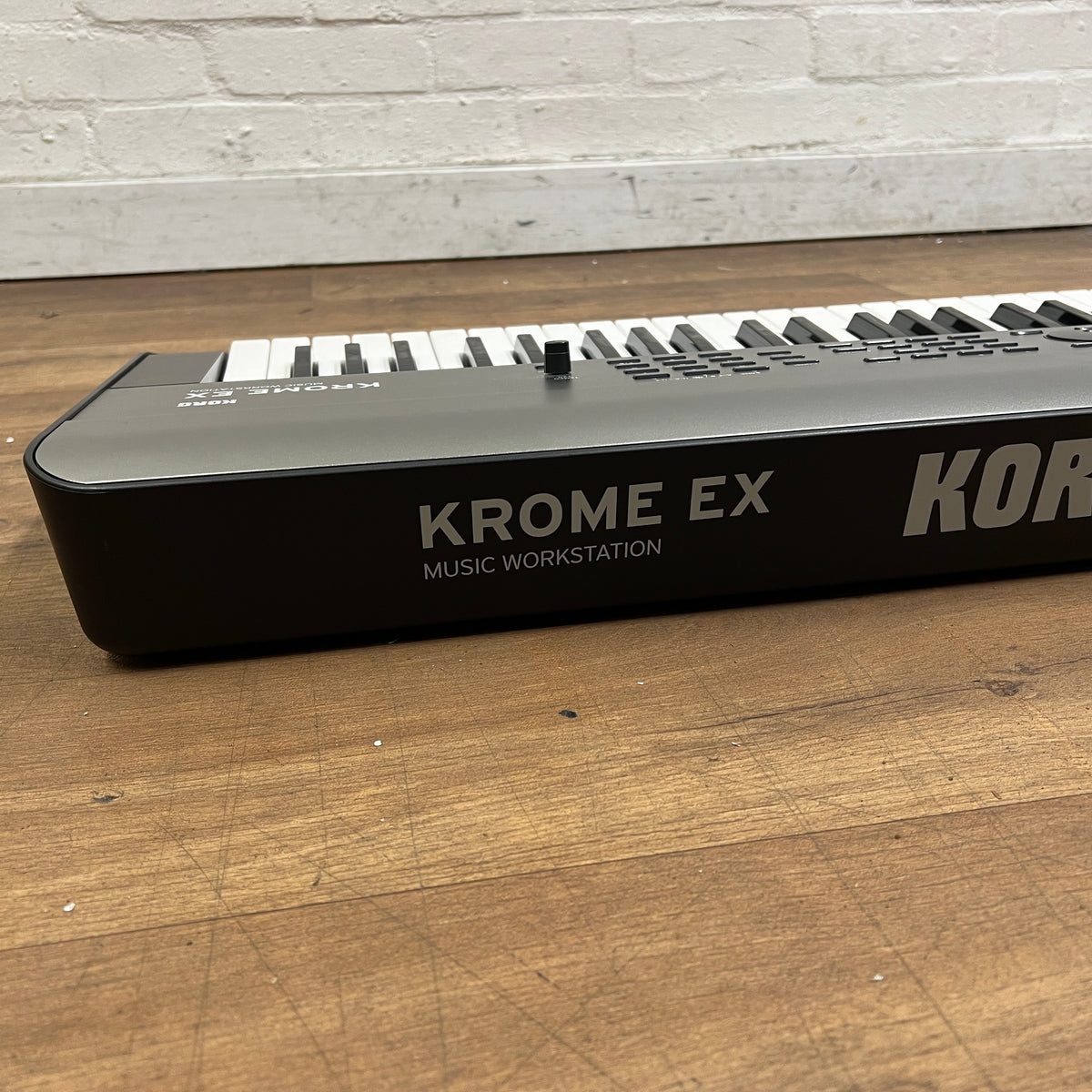 Korg Krome EX73 Keyboard; Serial No: 17506 | Second Hand